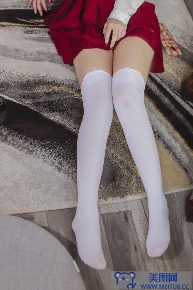 [日奈娇] NO.037 JK少女红裙