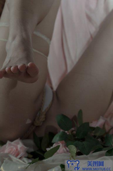 [云溪溪] NO.023 奶桃 玫瑰绳艺