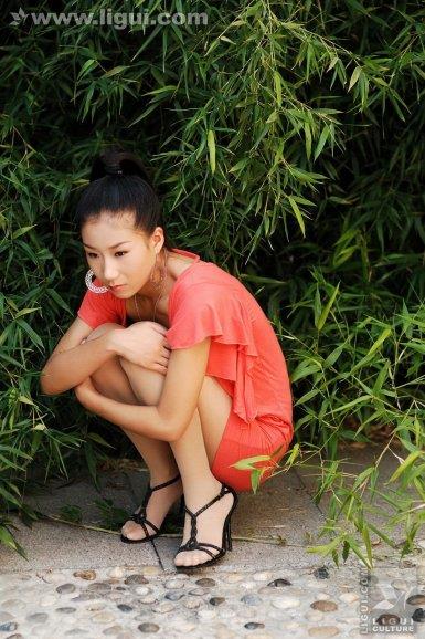 [Ligui丽柜美腿]2008.12.29 摩登吧女穿丝踏凉户外激情释放 Model 默默