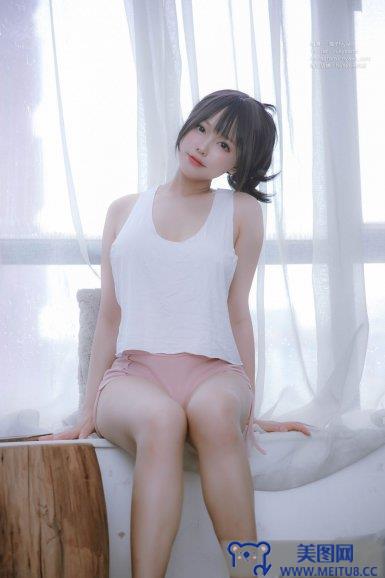 [Nyako喵子] NO.063 隣のやばいお姉さん 背心