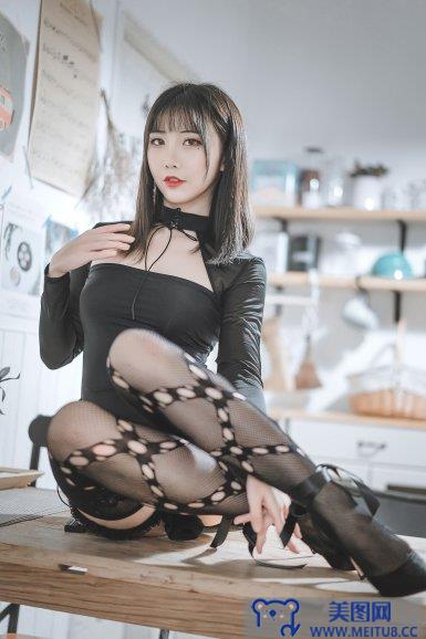 [Coser面饼仙儿] NO.075 黑蛇袜
