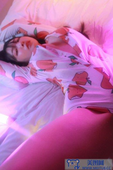 [Patreon] Rina – Rina - Saucy Red