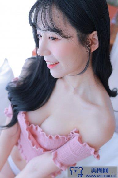 [Patreon] Sovely - Housekeeper Photo Set Collection Part 2-1