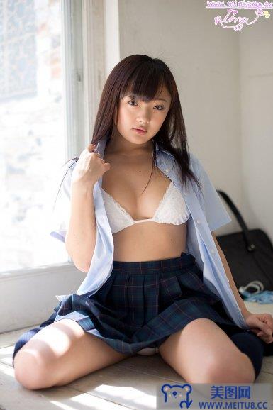 [Minisuka写真] 2013.04.26 愛沢新菜 Niina Aizawa ~ Special Gallery 01