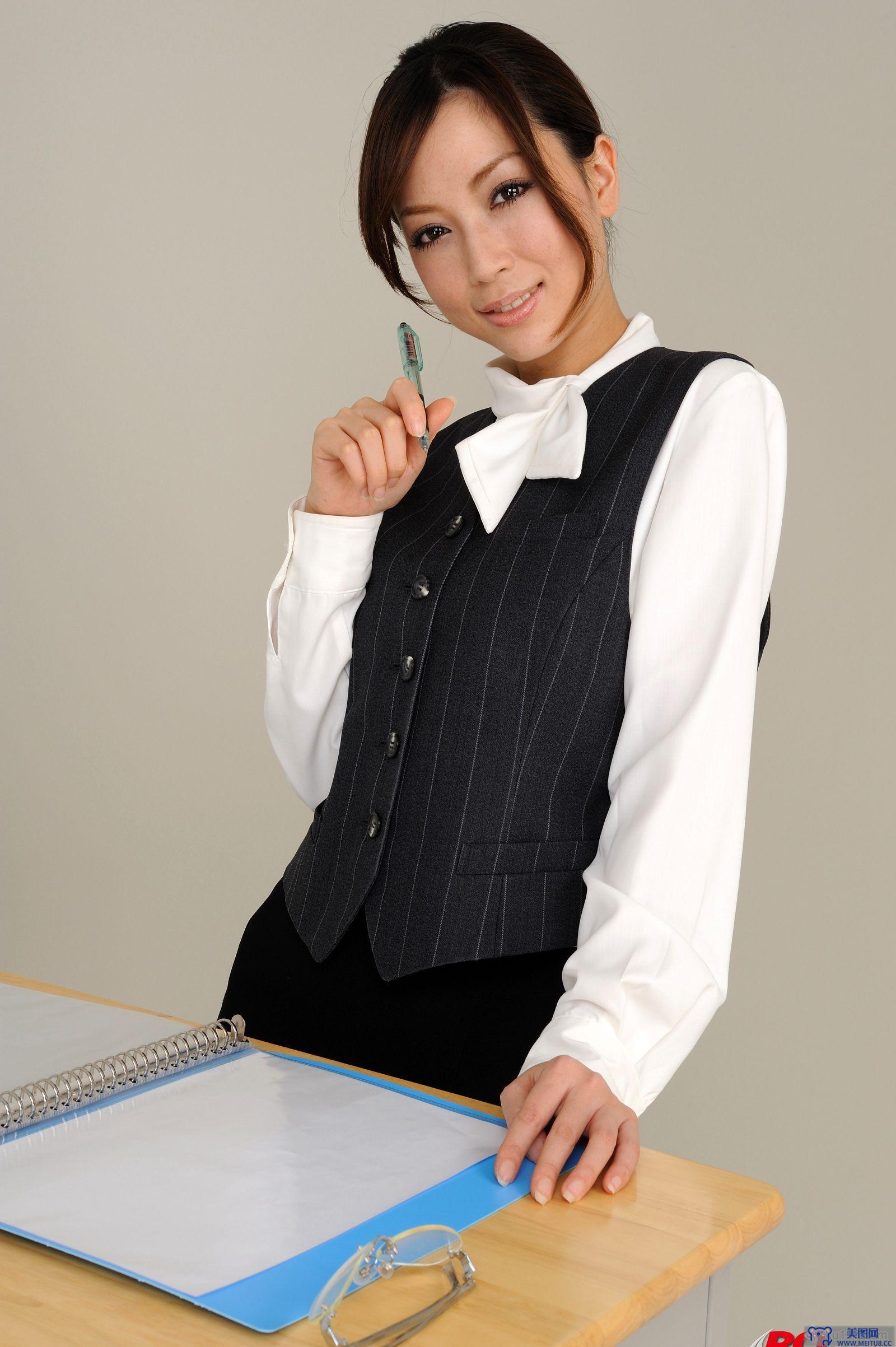 [RQ-STAR美女] NO.00117 Mayu Ohya 大矢真夕 Office Lady