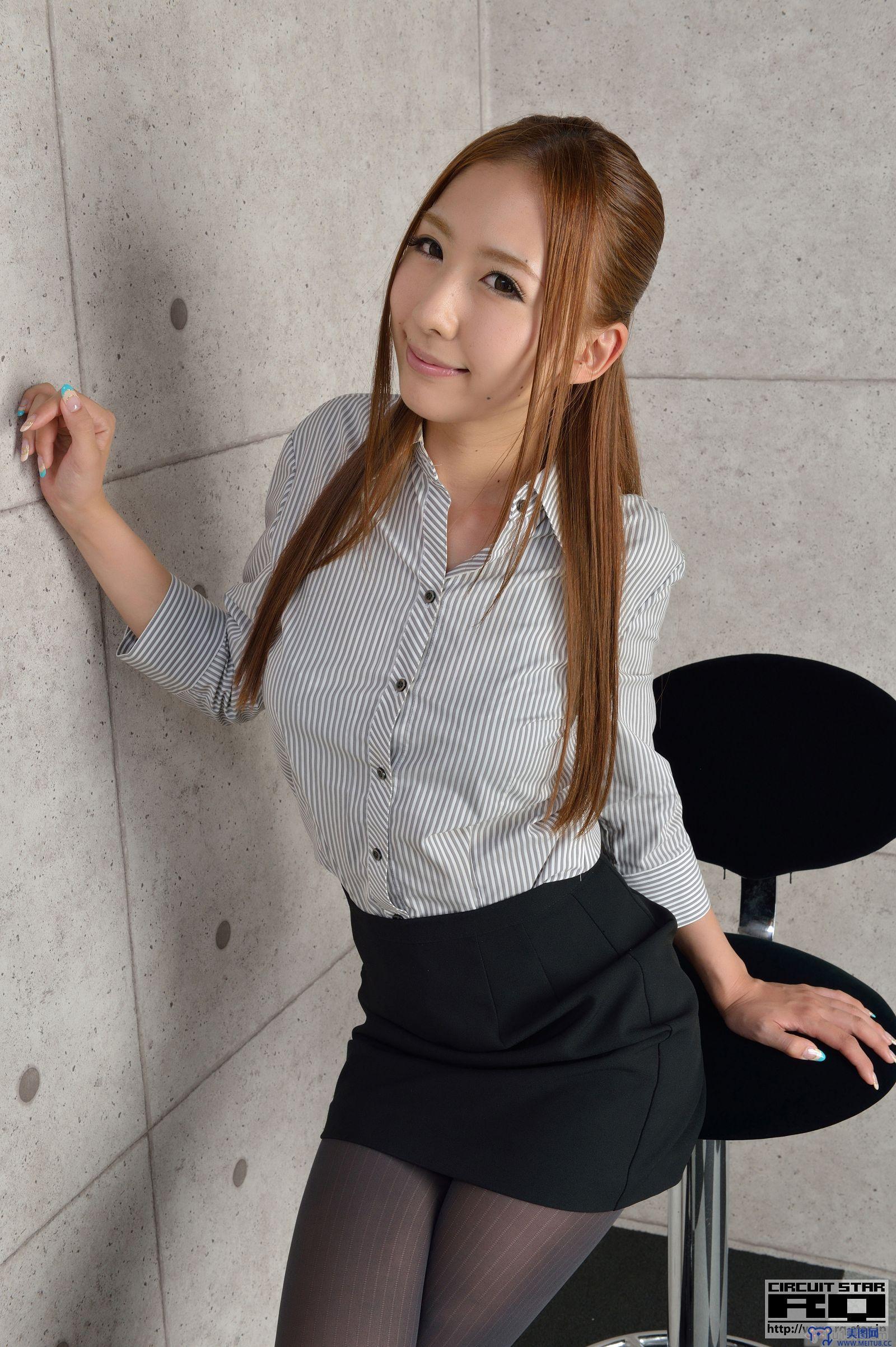 [RQ-STAR美女] NO.00991 Yui Iwasaki 岩崎由衣 Office Lady