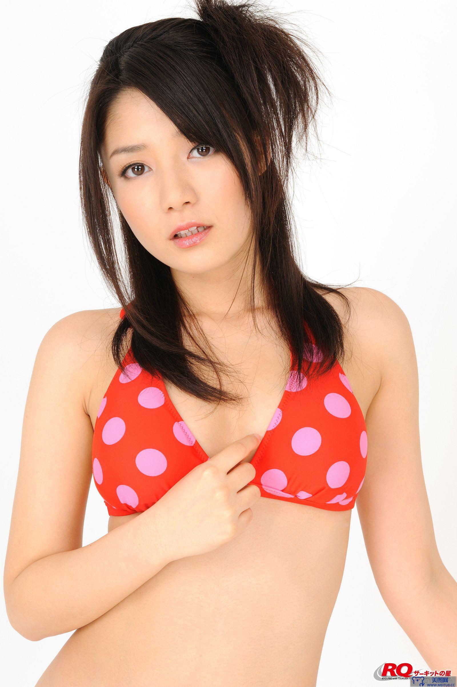 [RQ-STAR美女] NO.0105 Hitomi Furusaki 古崎瞳 Swim Suits – Red