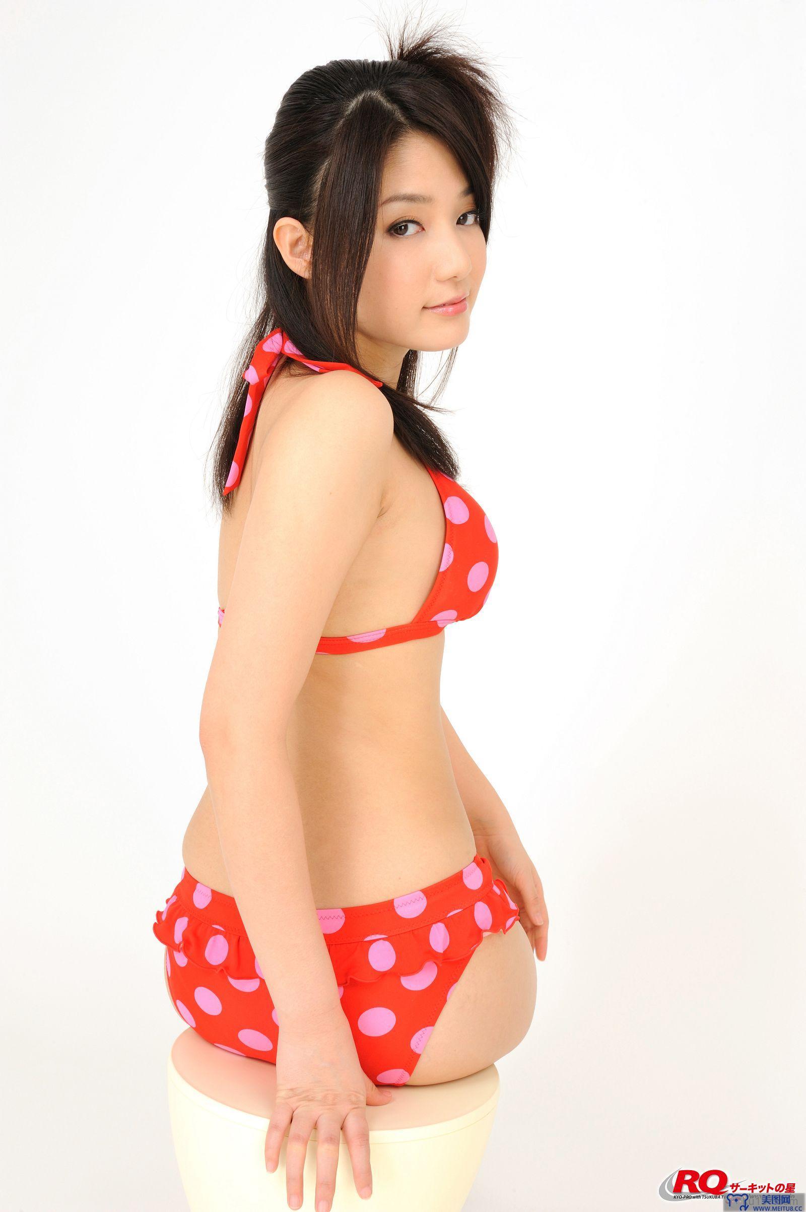 [RQ-STAR美女] NO.0105 Hitomi Furusaki 古崎瞳 Swim Suits – Red