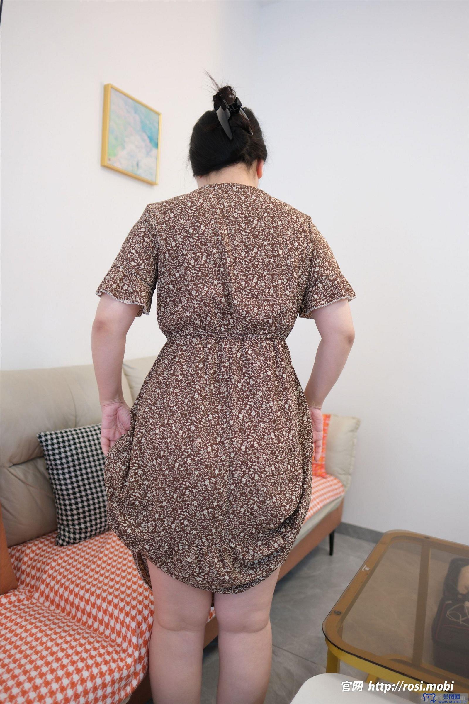 [ROSI美女图]2025.04.28 NO.4893