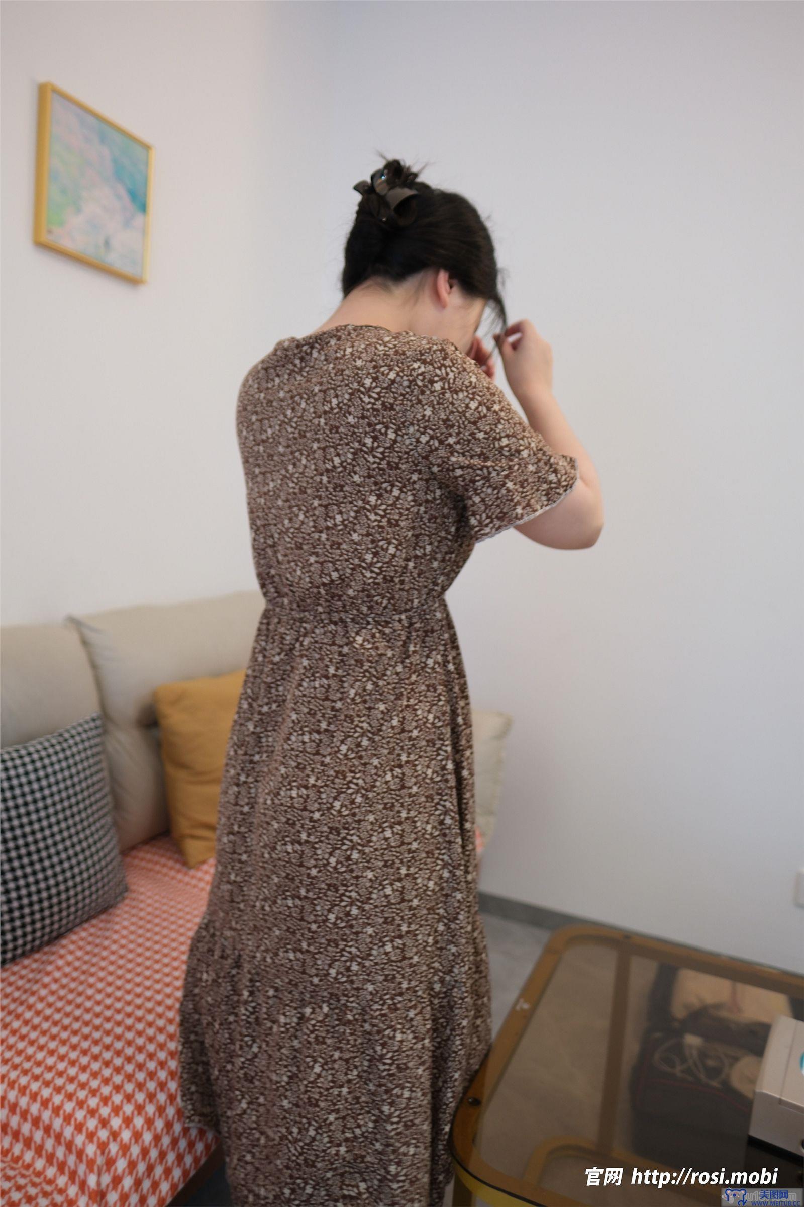 [ROSI美女图]2025.04.28 NO.4893