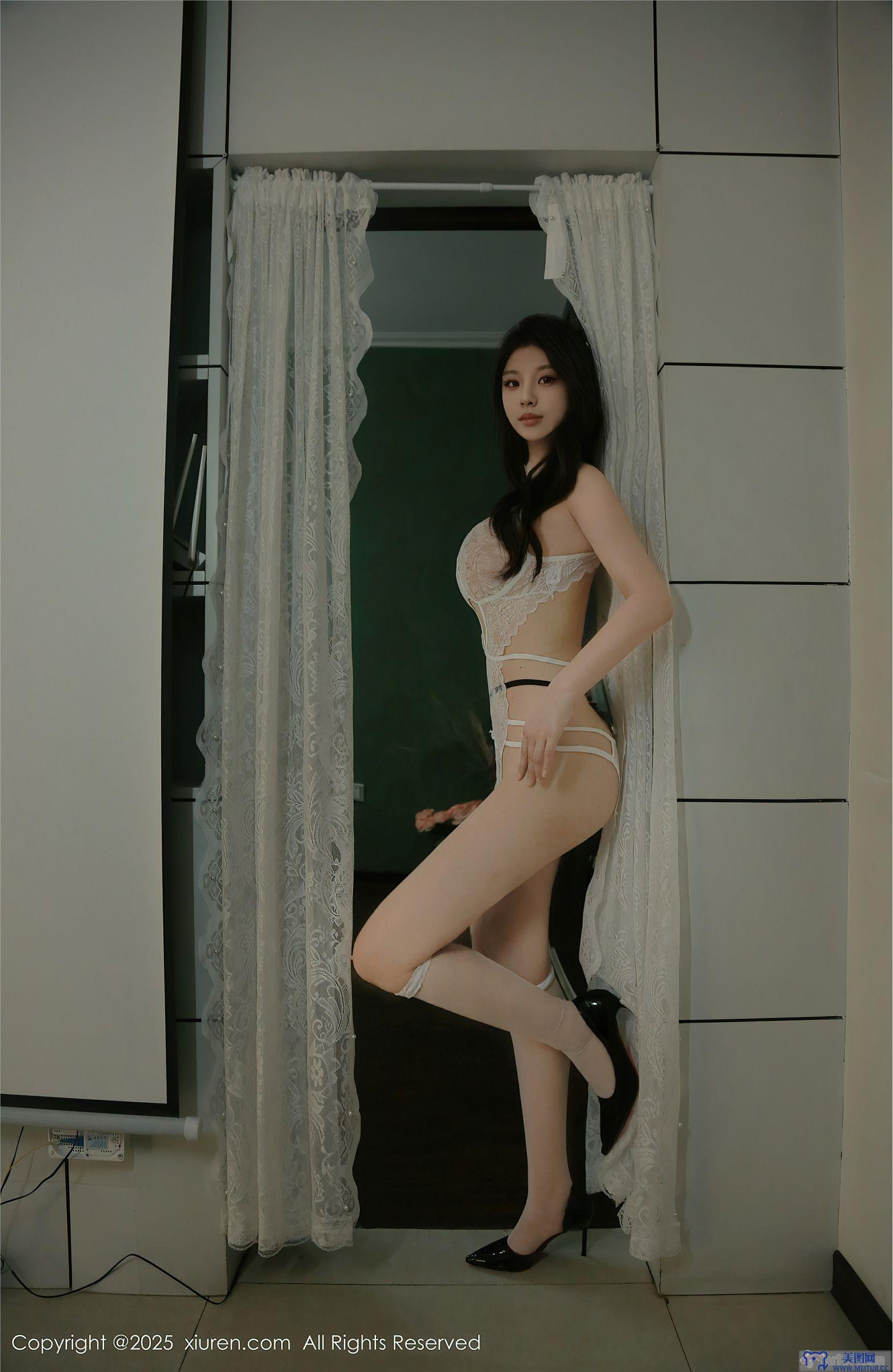 [秀人XIUREN] 2025.04.11 NO.10137 小芭乐
