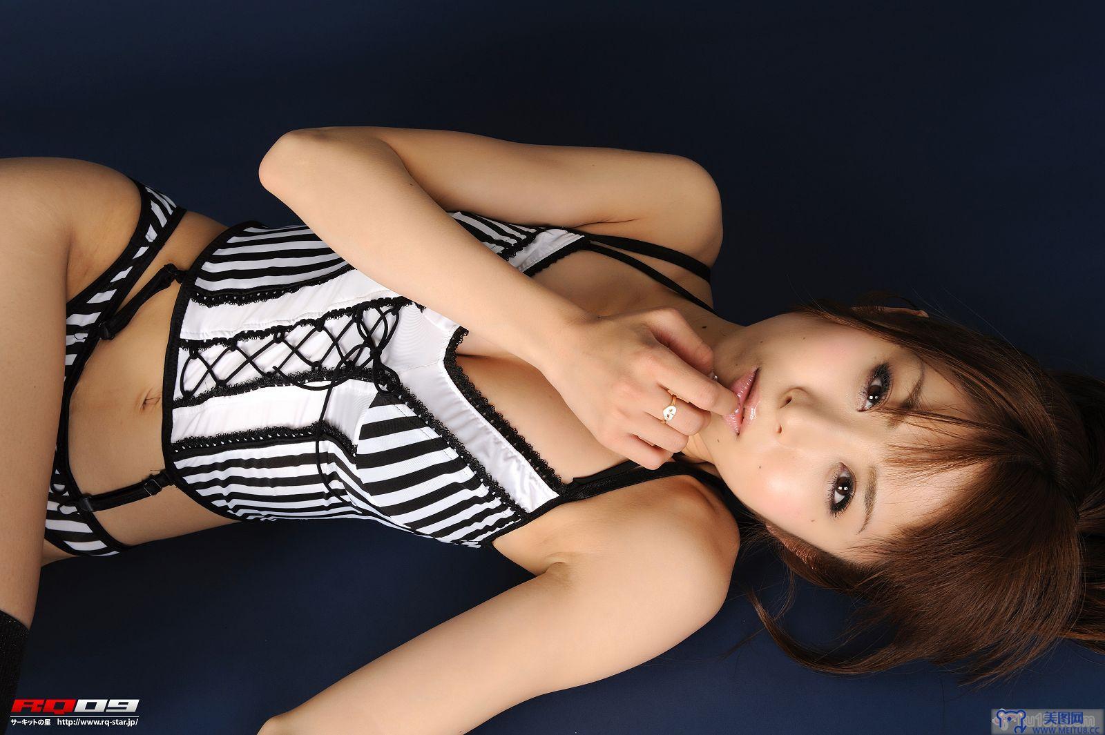 [RQ-STAR美女] NO.0134 Saori Agatsuma 我妻さおり Swim Suits – Black x White