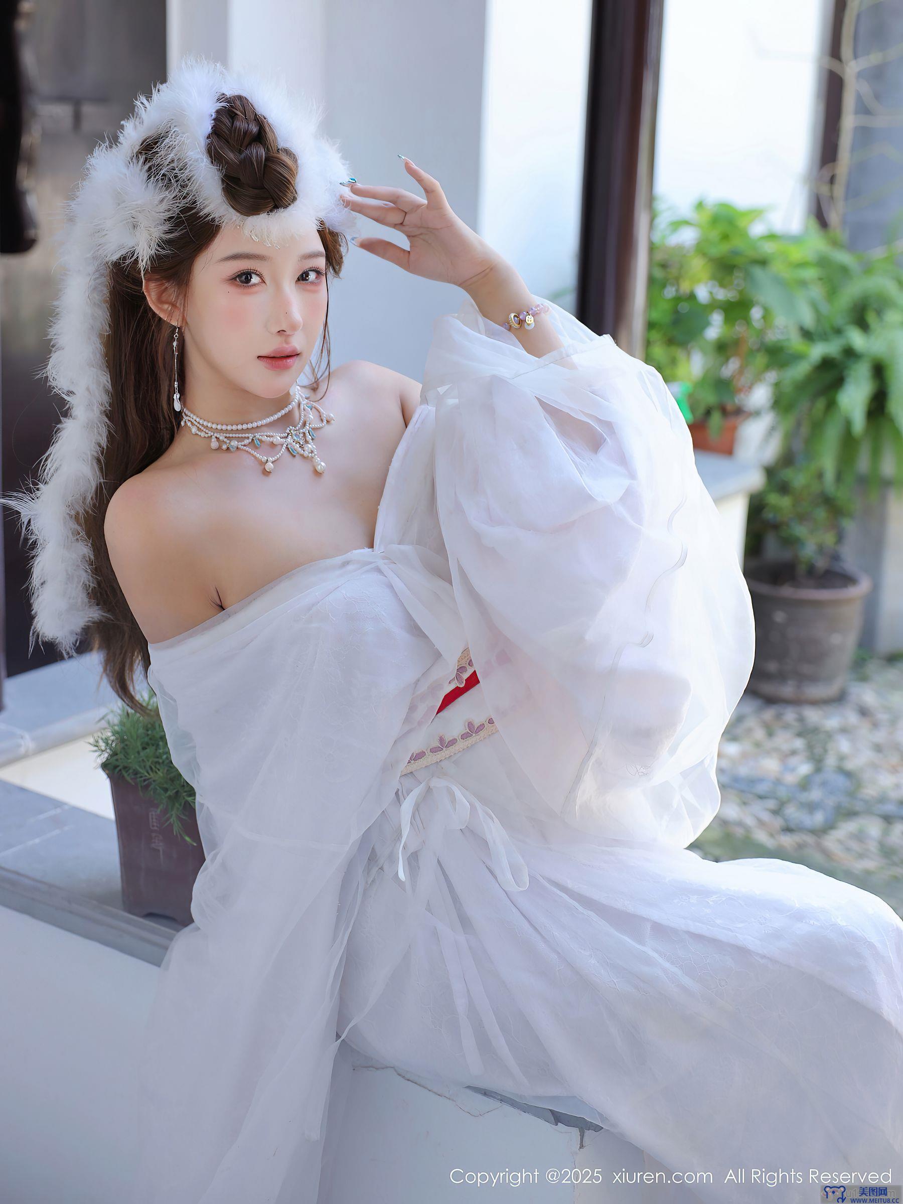 [秀人XIUREN] 2025.10.09 NO.10843 金允希Yuki