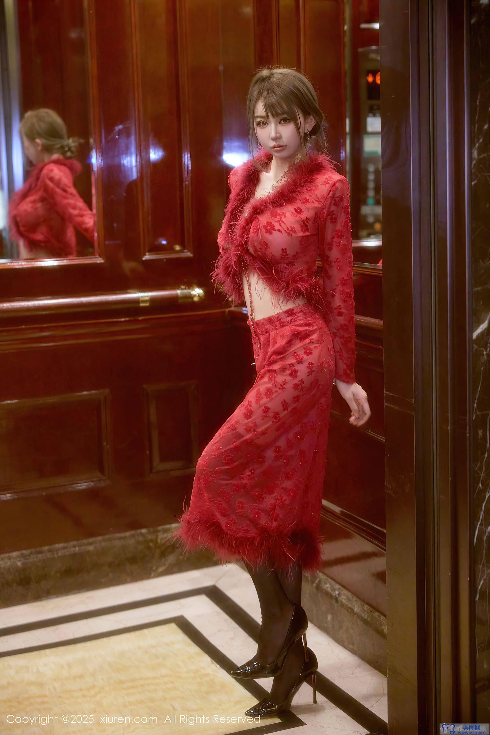 [秀人XIUREN] 2025.10.10 NO.10848 Zoe柚柚