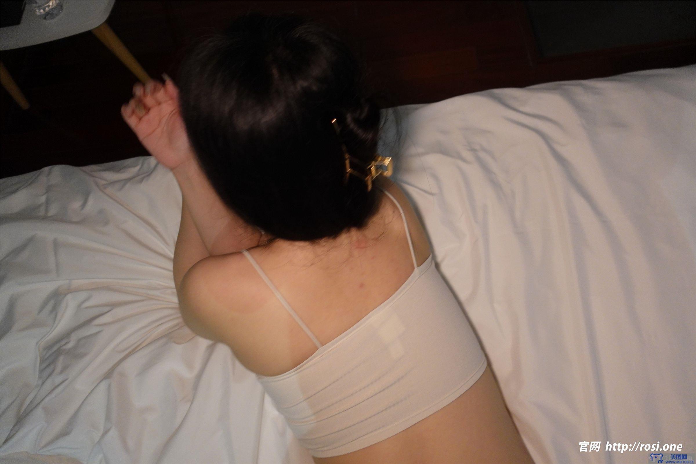 [ROSI美女图]2023.02.20 NO.4095