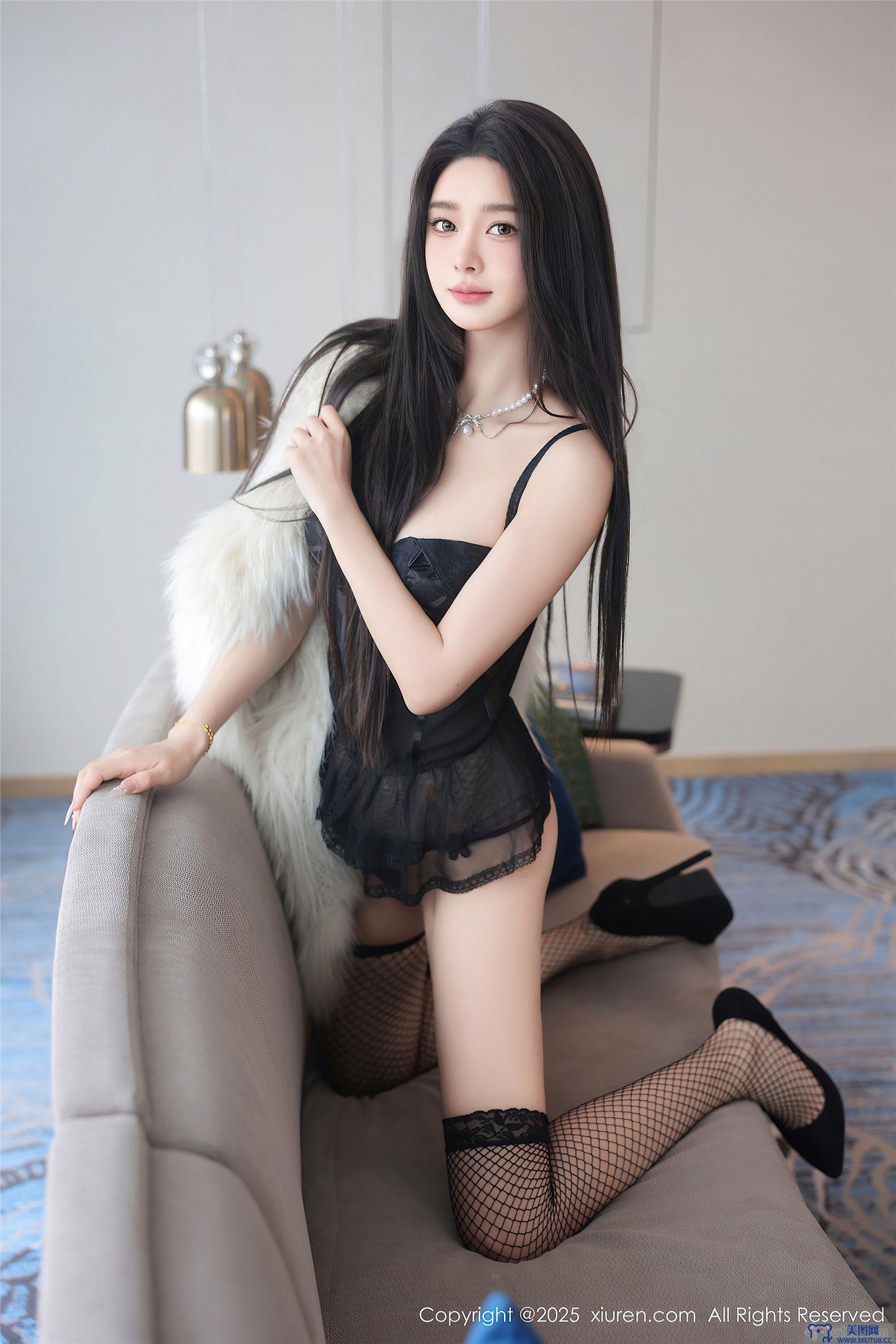 [秀人XIUREN] 2025.01.17 NO.9781 Candy糖糖