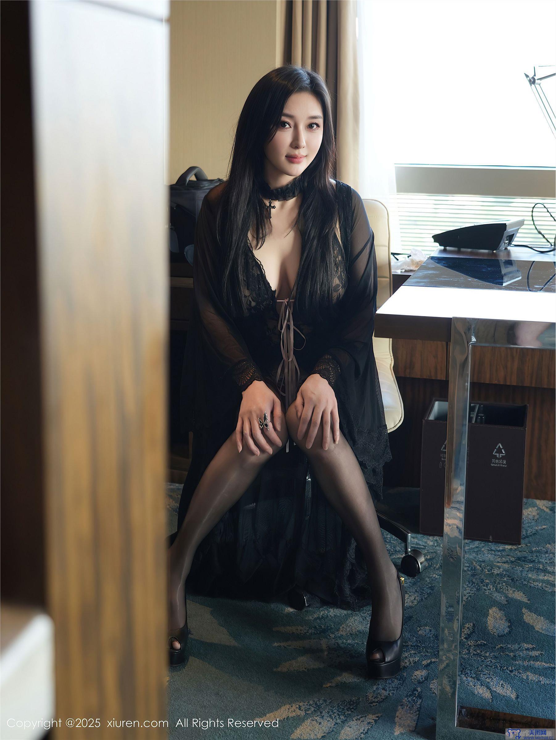 [秀人XIUREN] 2025.07.01 NO.10490 苏一诺