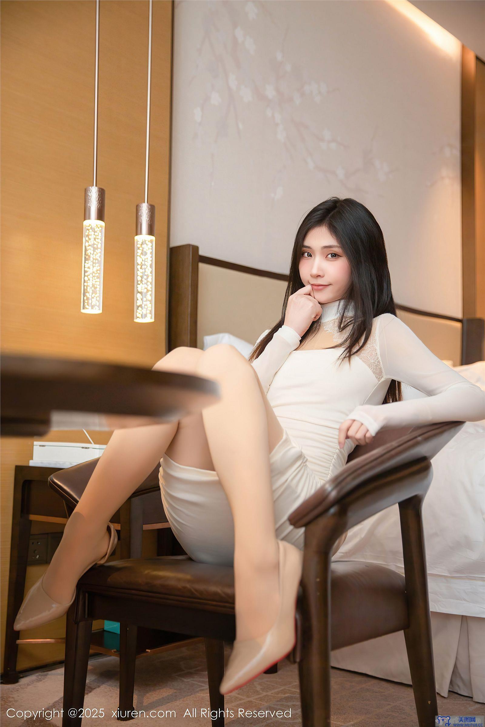 [秀人XIUREN] 2025.01.24 NO.9810 刘婷婷