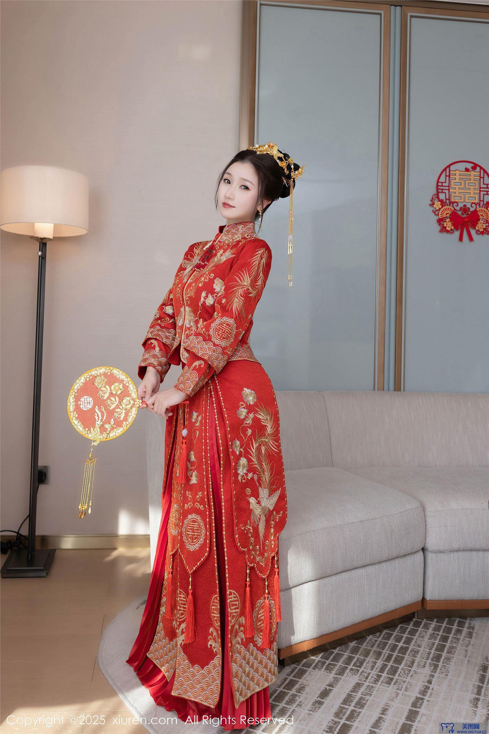[秀人XIUREN] 2025.01.24 NO.9811 杏子Yada