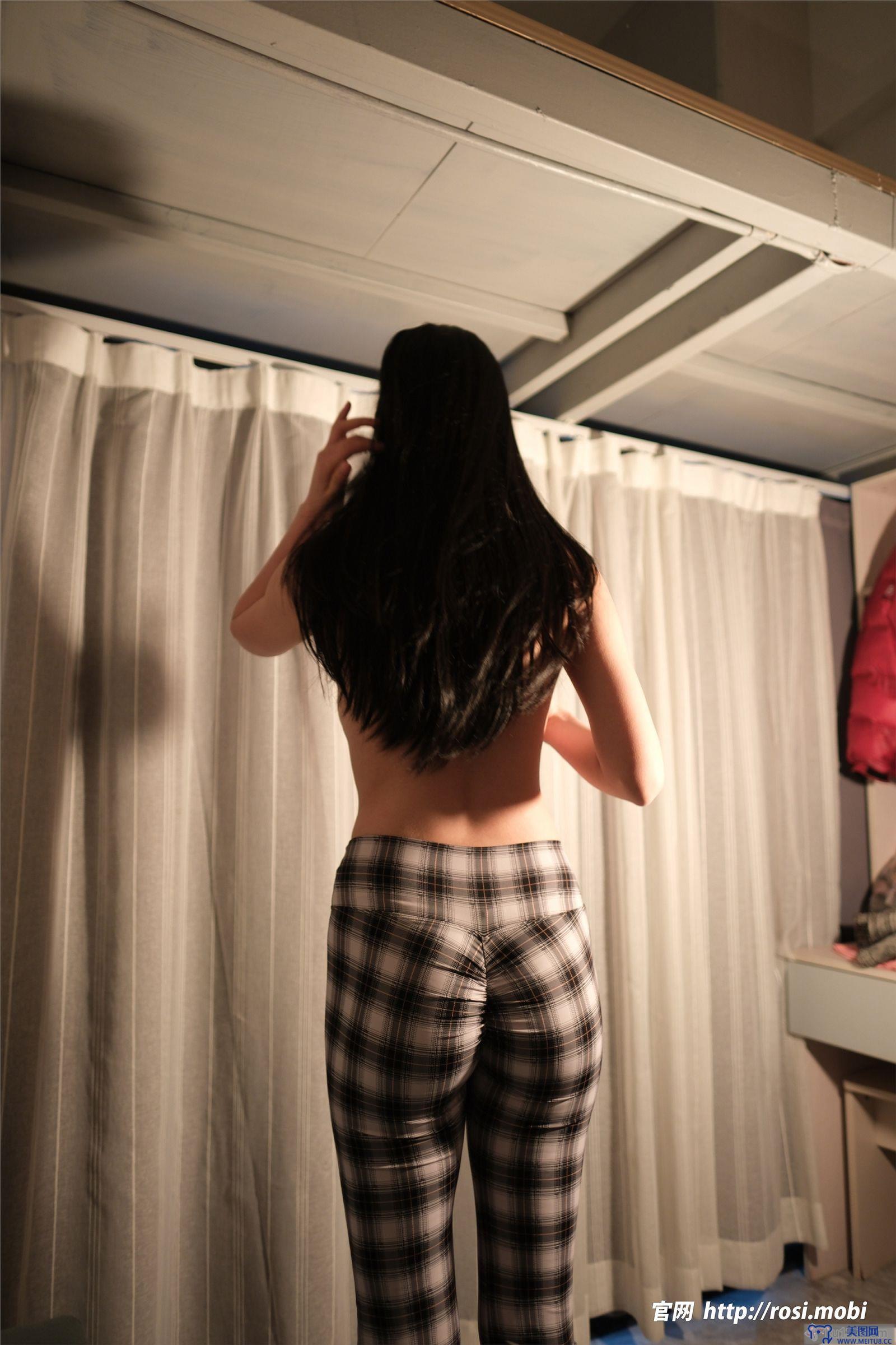 [ROSI美女图]2025.06.26 NO.4952