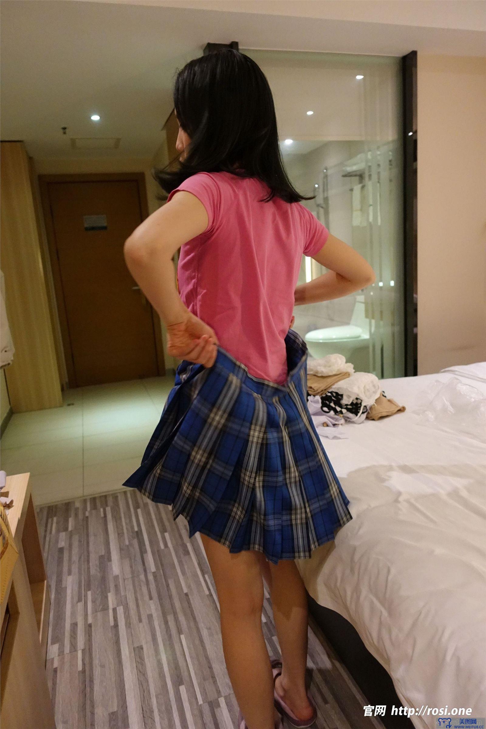 [ROSI美女图]2023.05.01 NO.4165