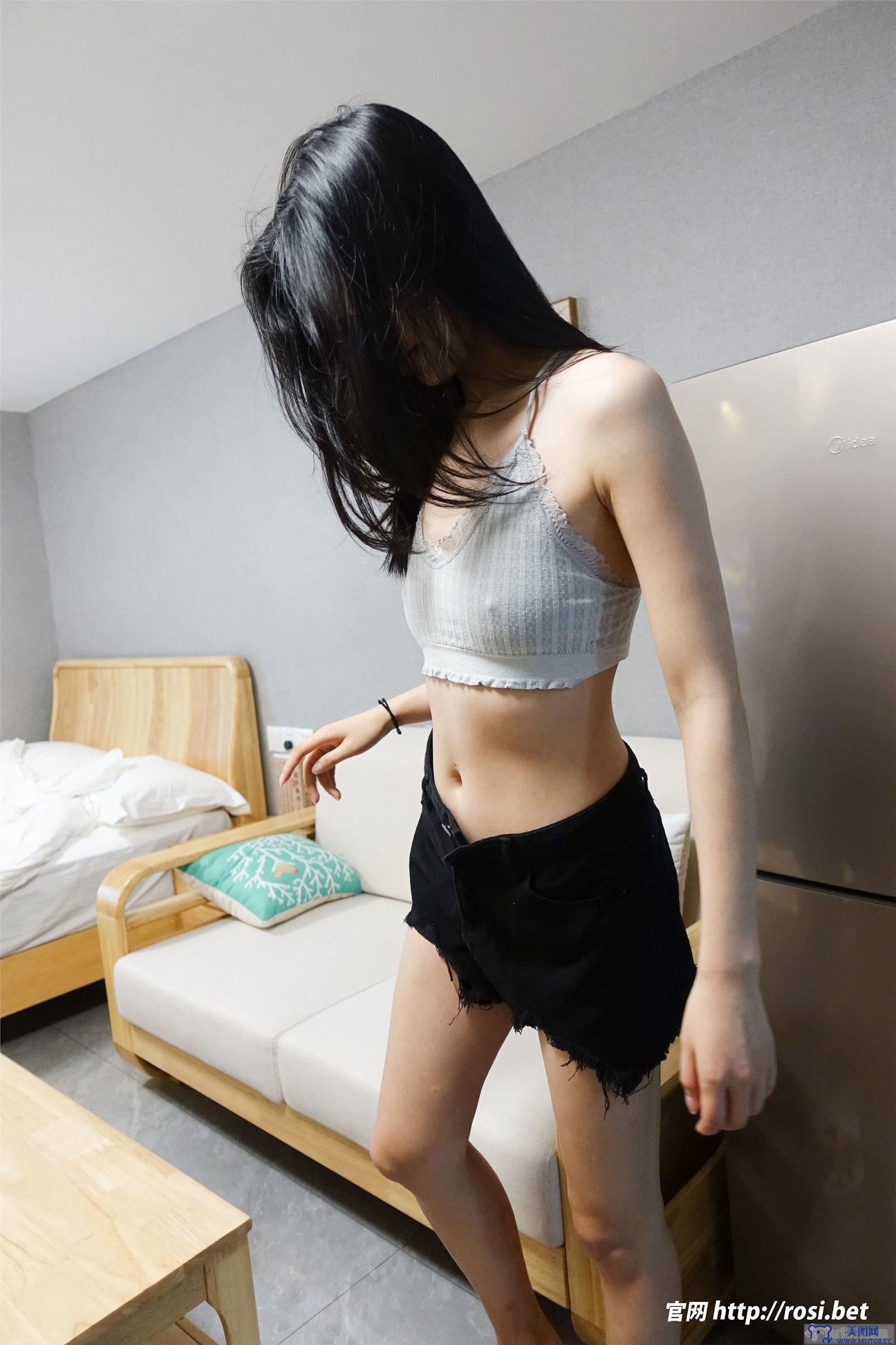 [ROSI美女图]2024.04.10 NO.4510