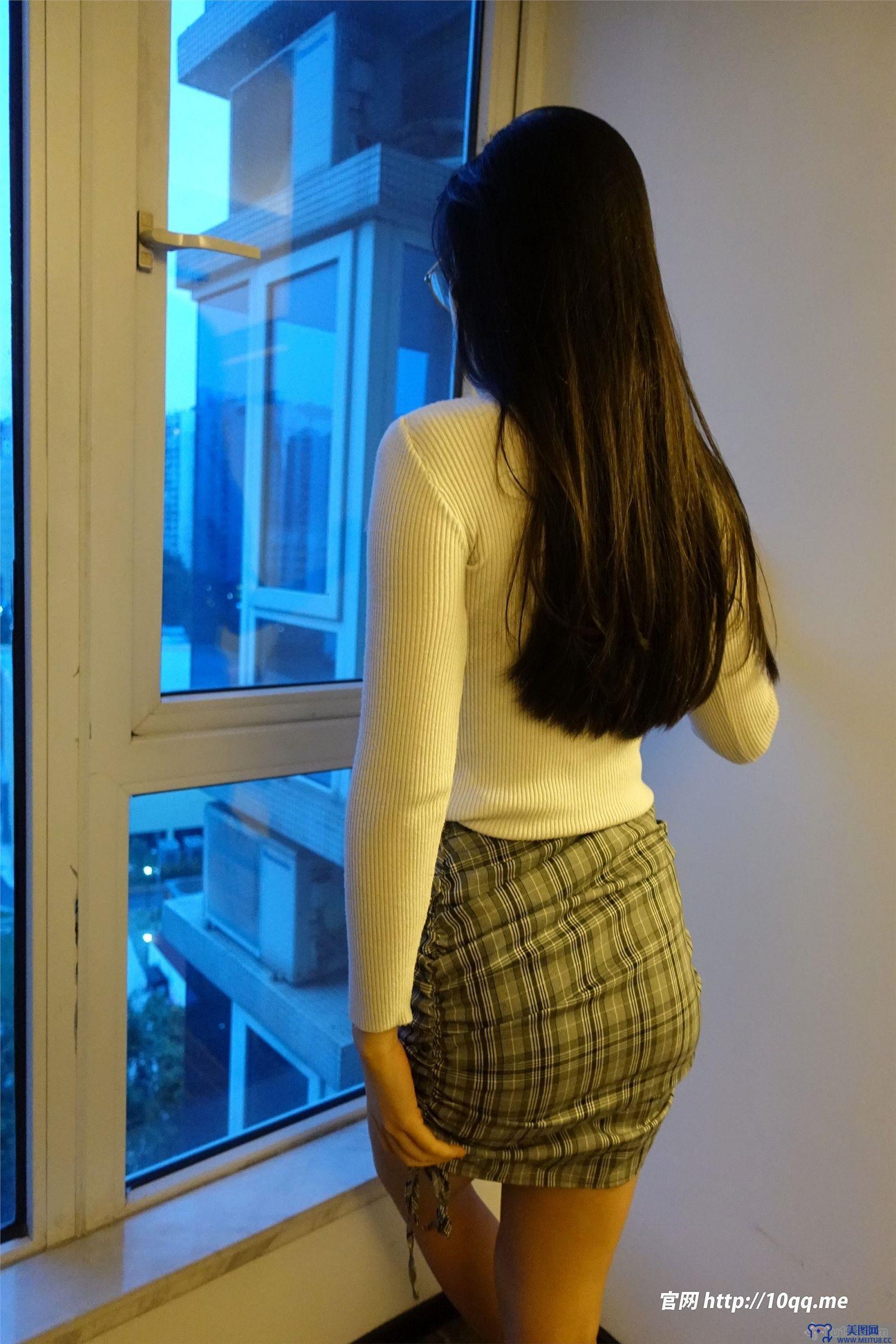 [ROSI美女图]口罩系列 2023.07.23 NO.2597