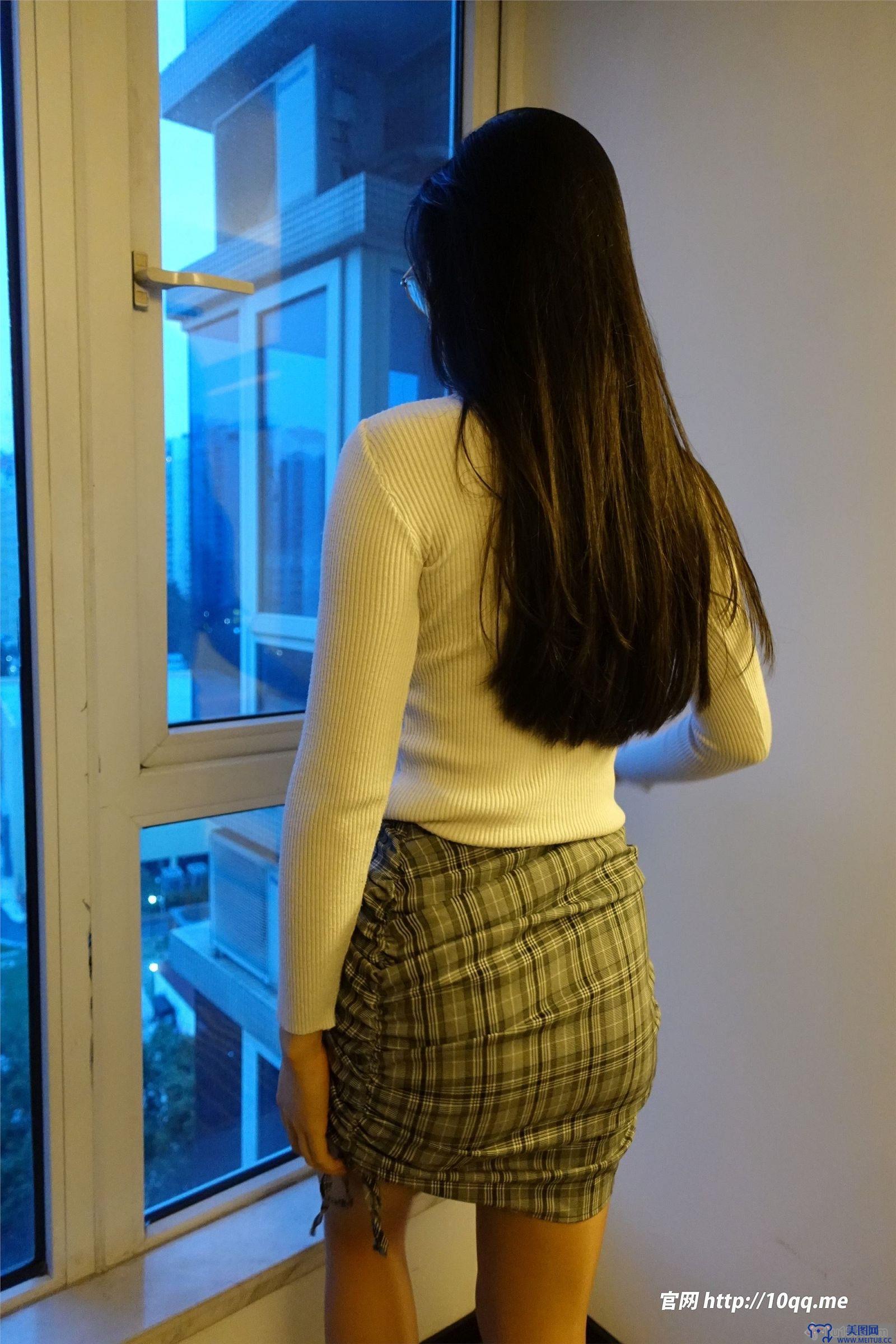 [ROSI美女图]口罩系列 2023.07.23 NO.2597