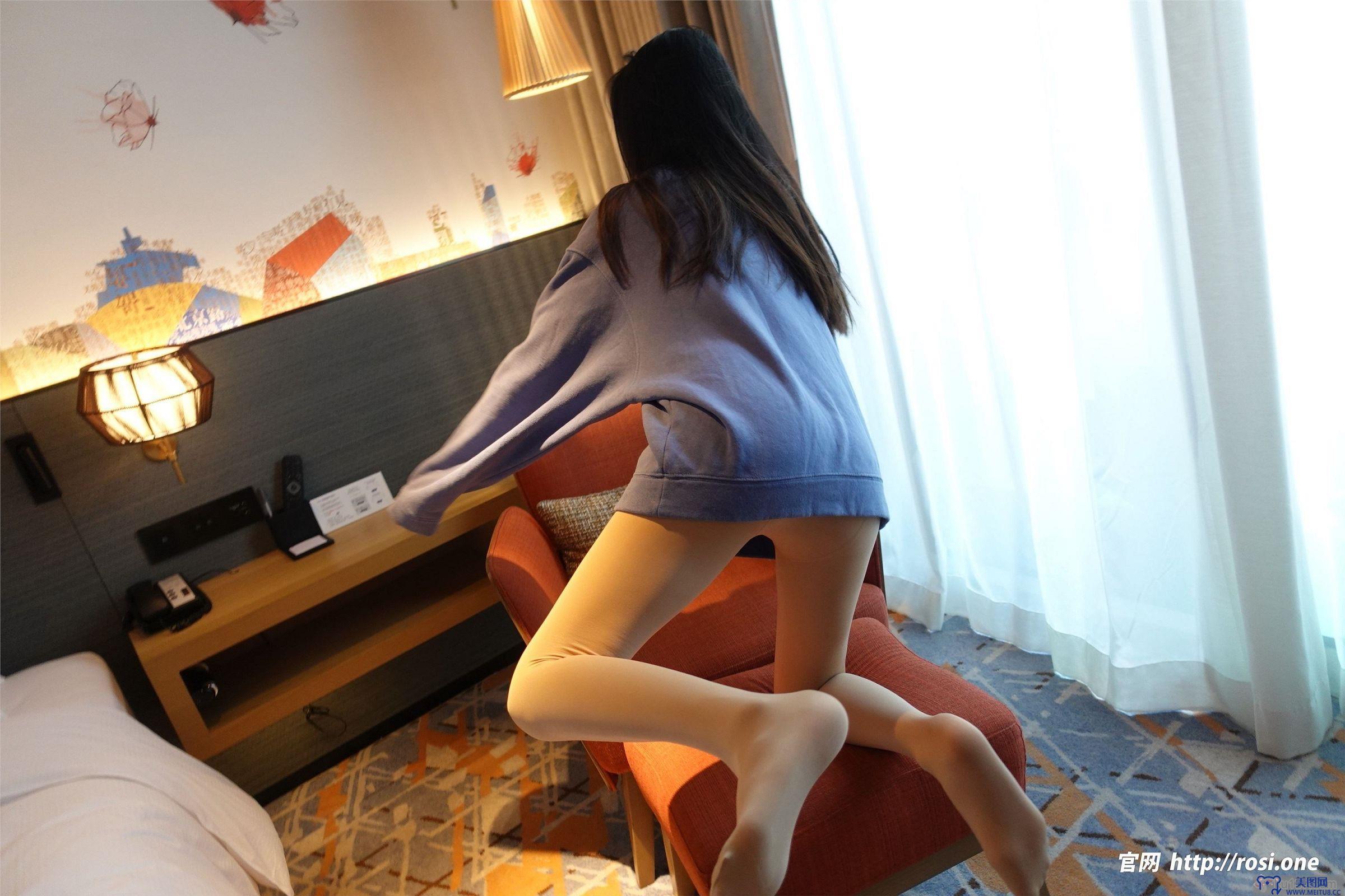 [ROSI美女图]2023.02.19 NO.4094