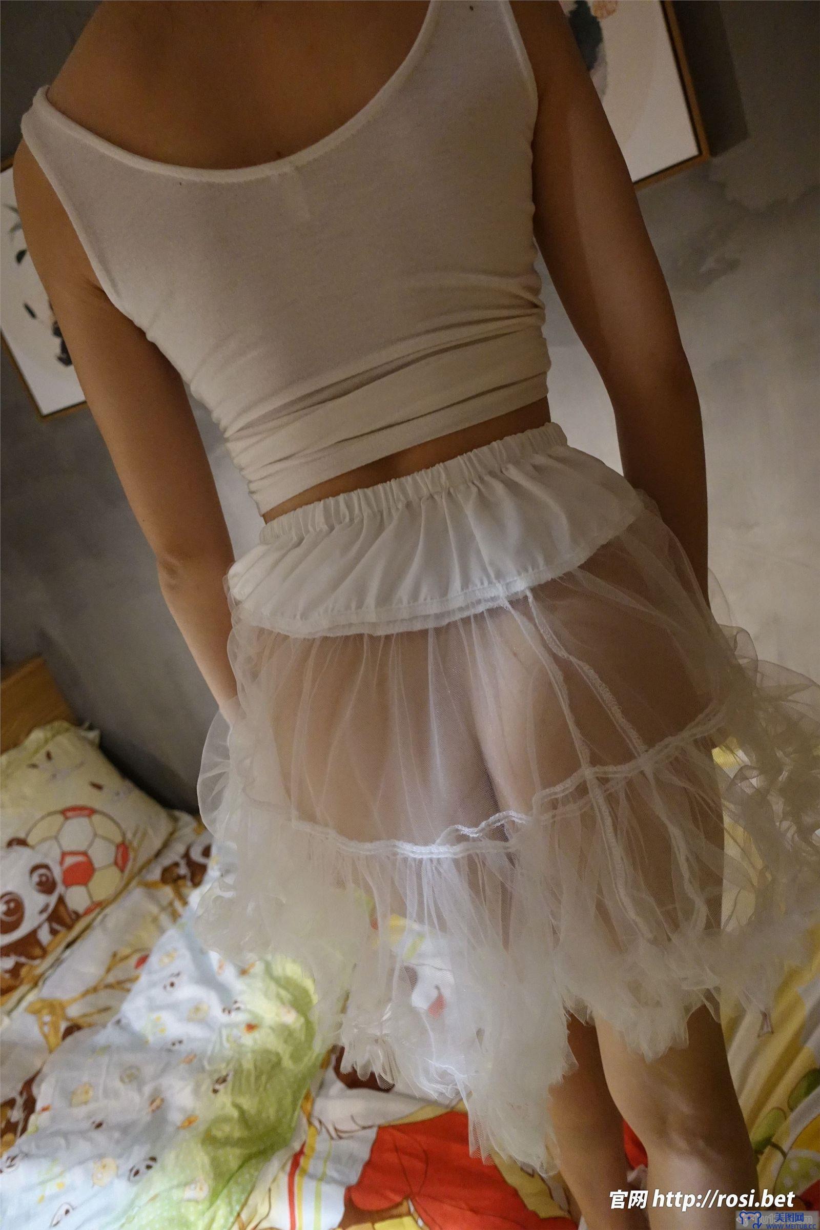 [ROSI美女图]2023.12.31 NO.4409