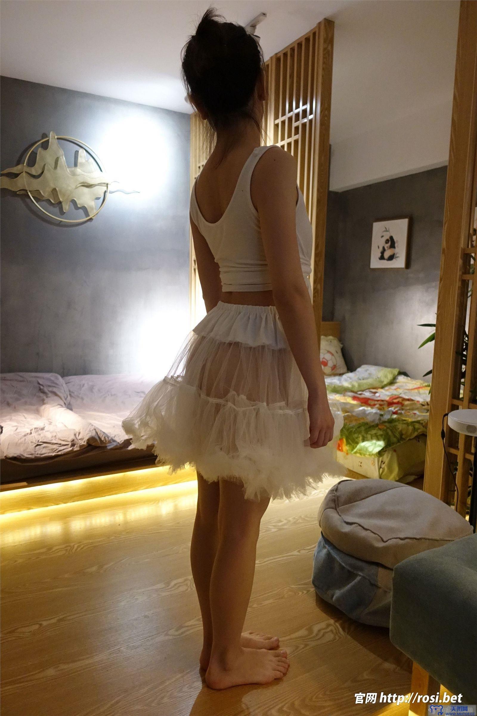 [ROSI美女图]2023.12.31 NO.4409