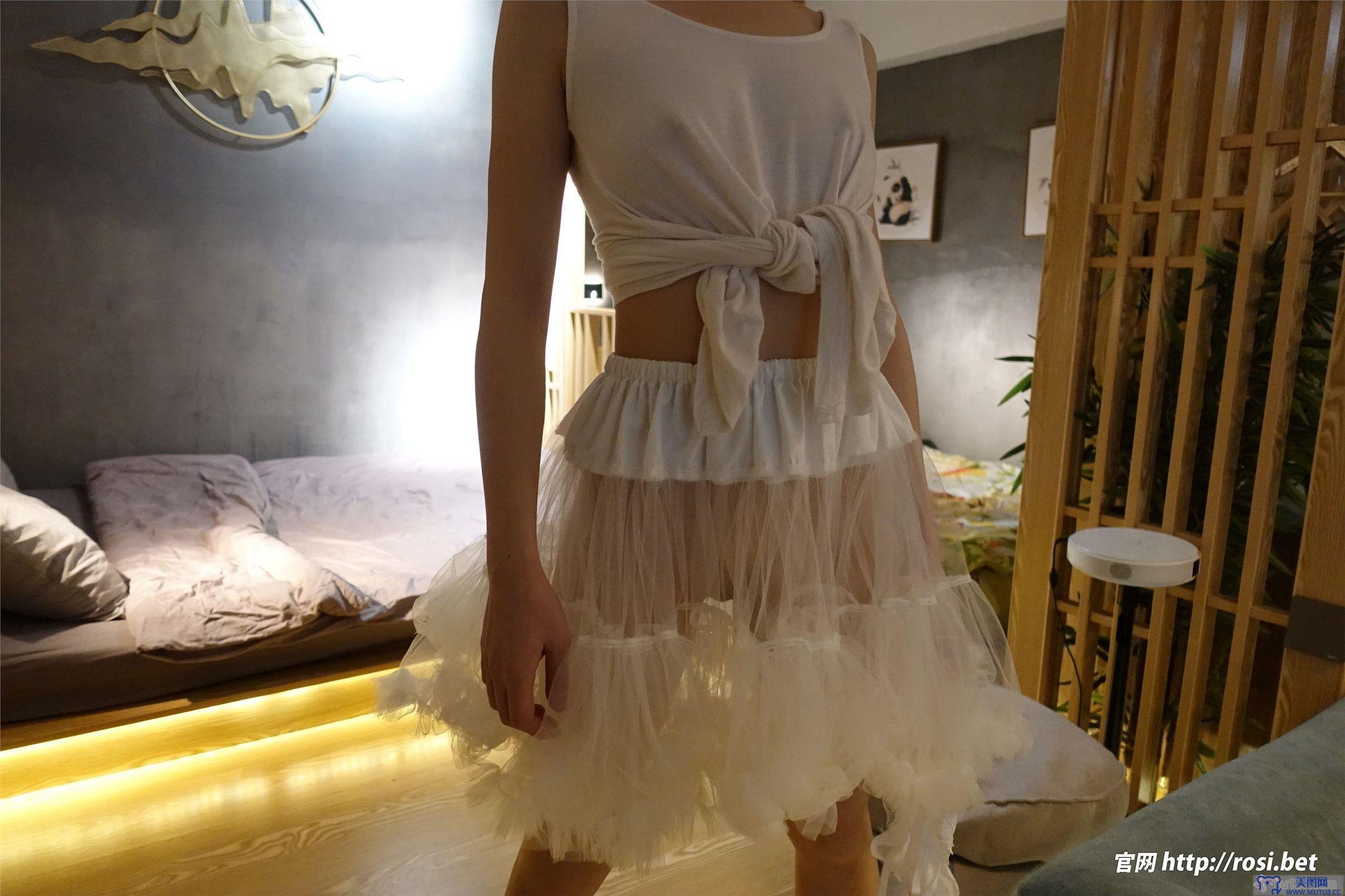 [ROSI美女图]2023.12.31 NO.4409