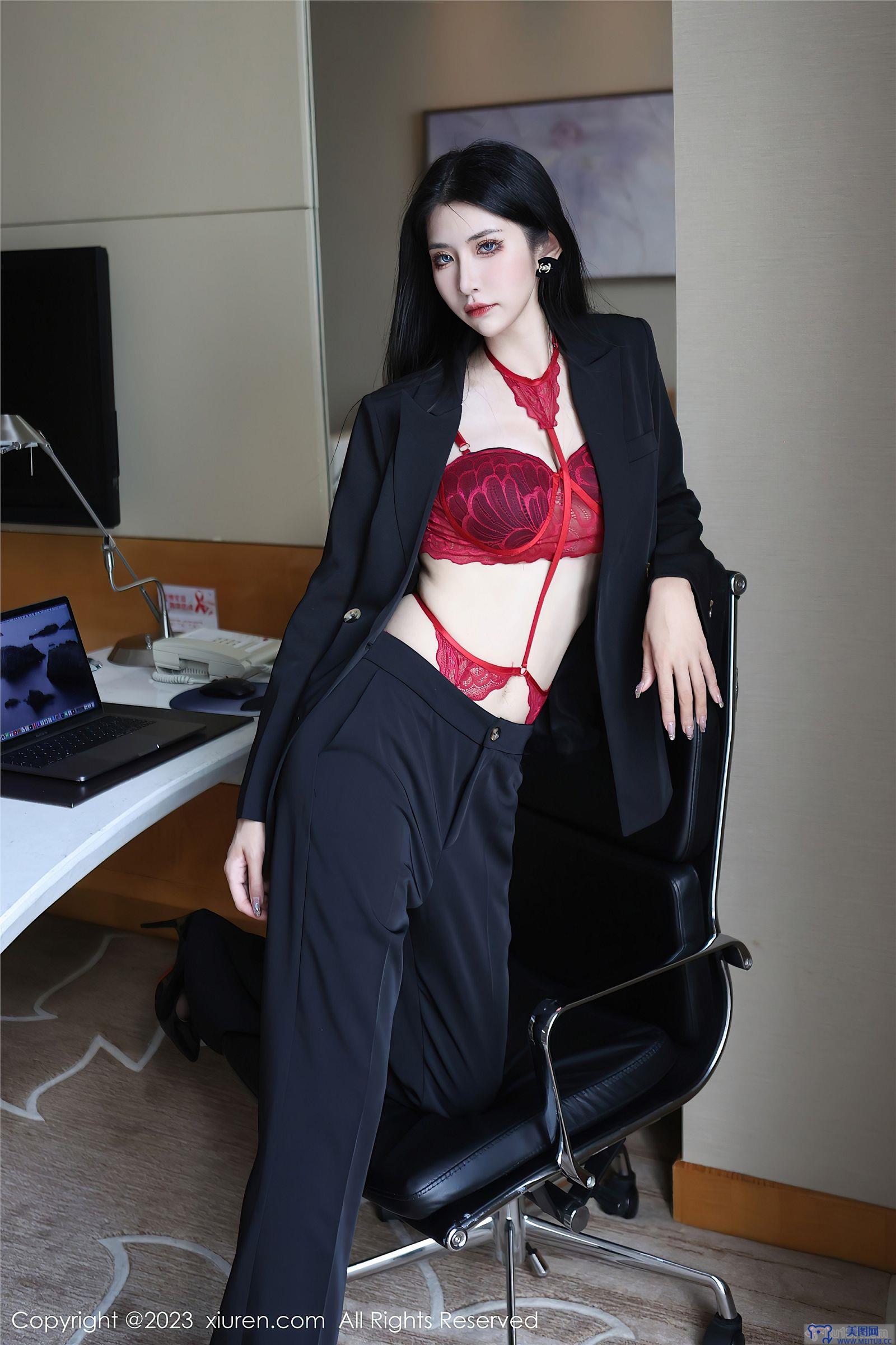 [秀人XIUREN] 2023.03.13 NO.6402 依娜Yina