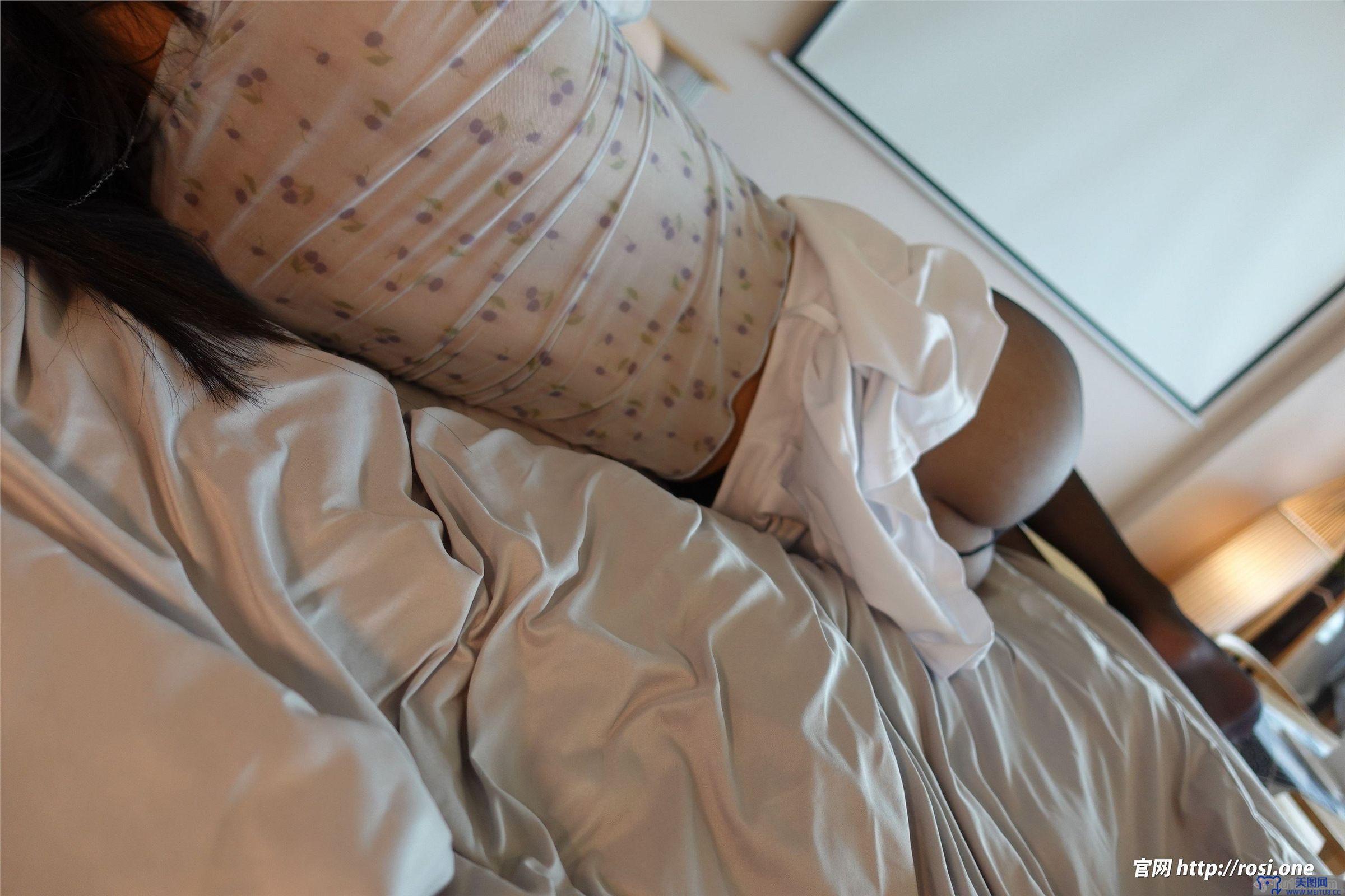 [ROSI美女图]2022.06.20 NO.3850