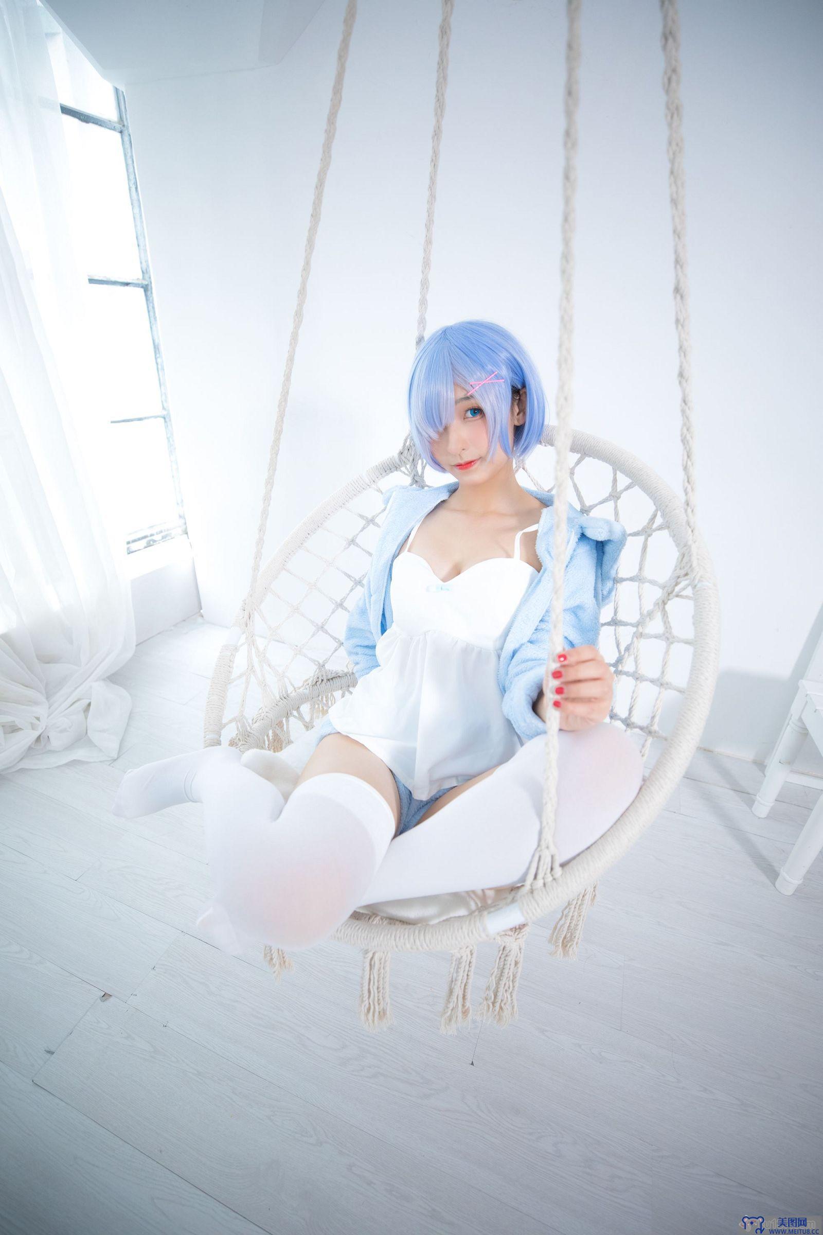 神楽坂真冬 - Re_Zero kara Hajimeru Isekai Seikatsu-rem