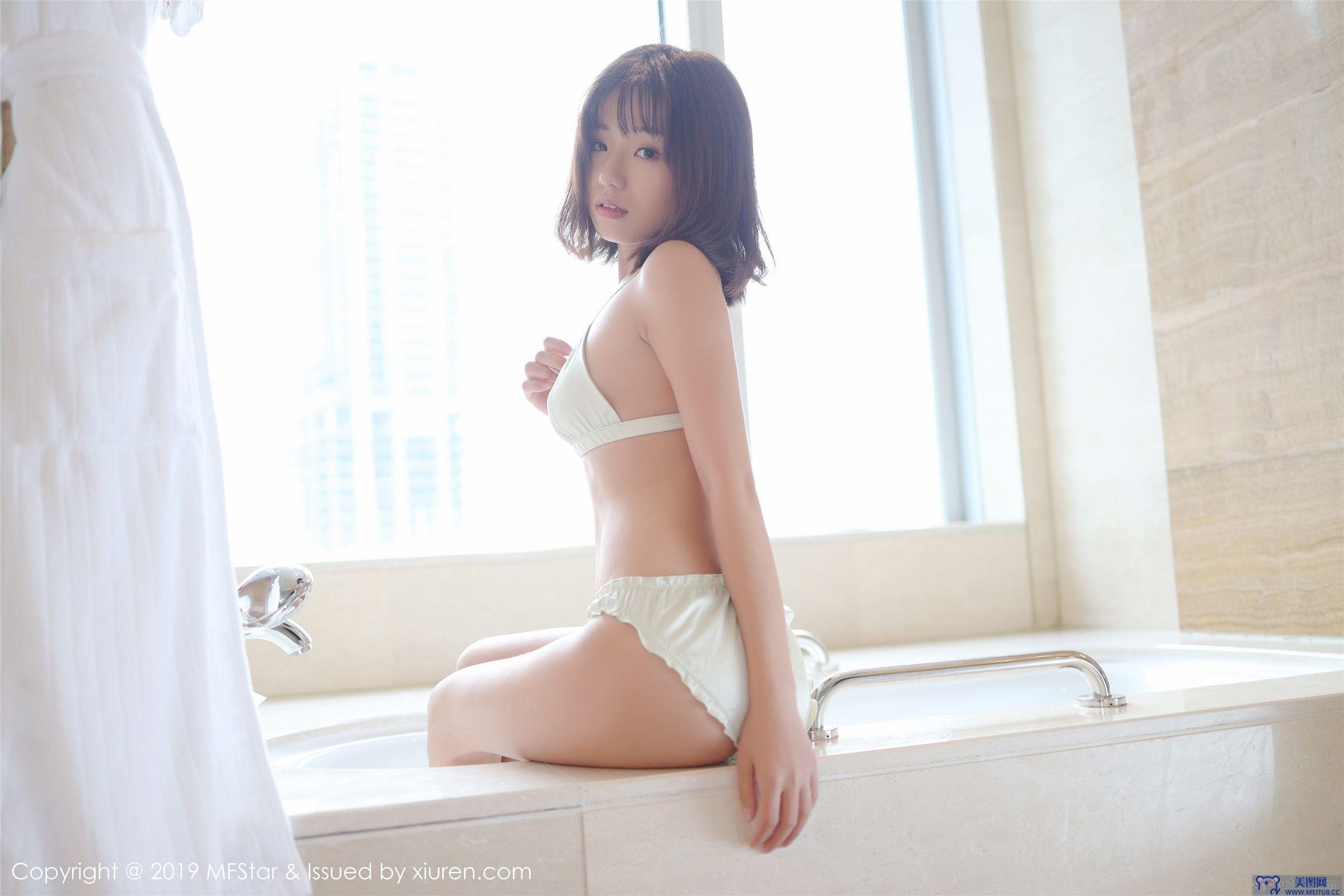 [模范学院美女] 2019.11.13 Vol.229 Baileys 香儿