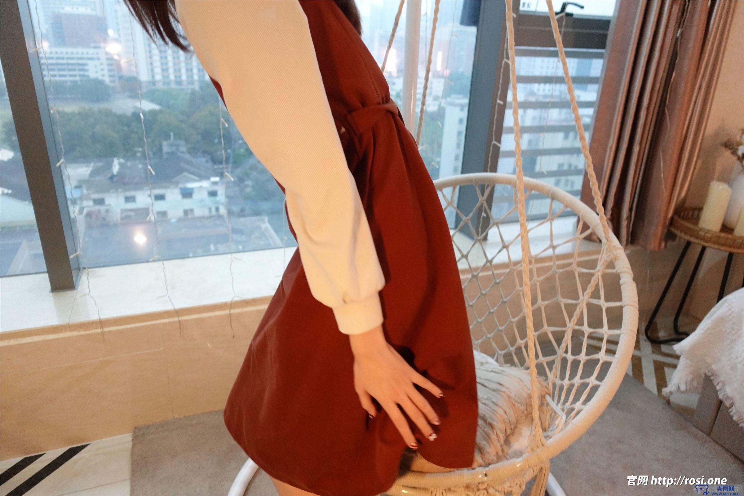 [ROSI美女图]2022.03.02 NO.3740