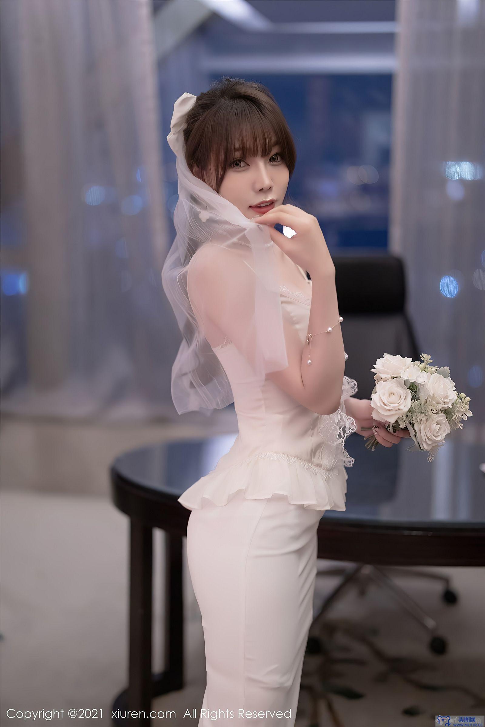 [秀人XIUREN] 2021.11.25 NO.4269 芝芝Booty