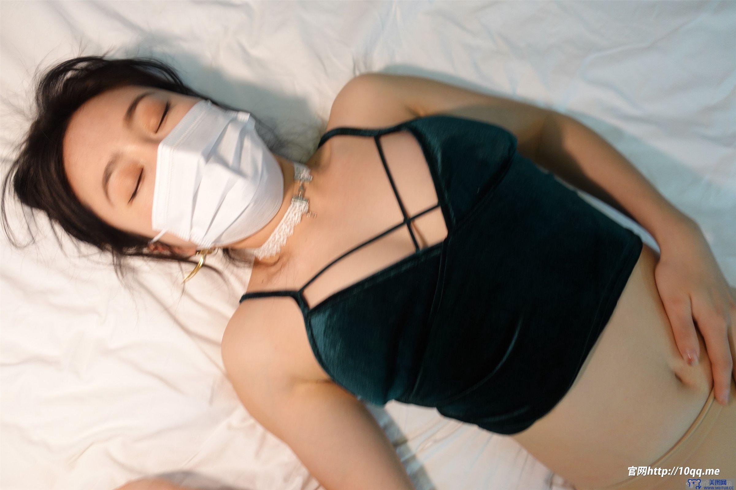 [ROSI美女图]口罩系列 2022.04.20 NO.2138