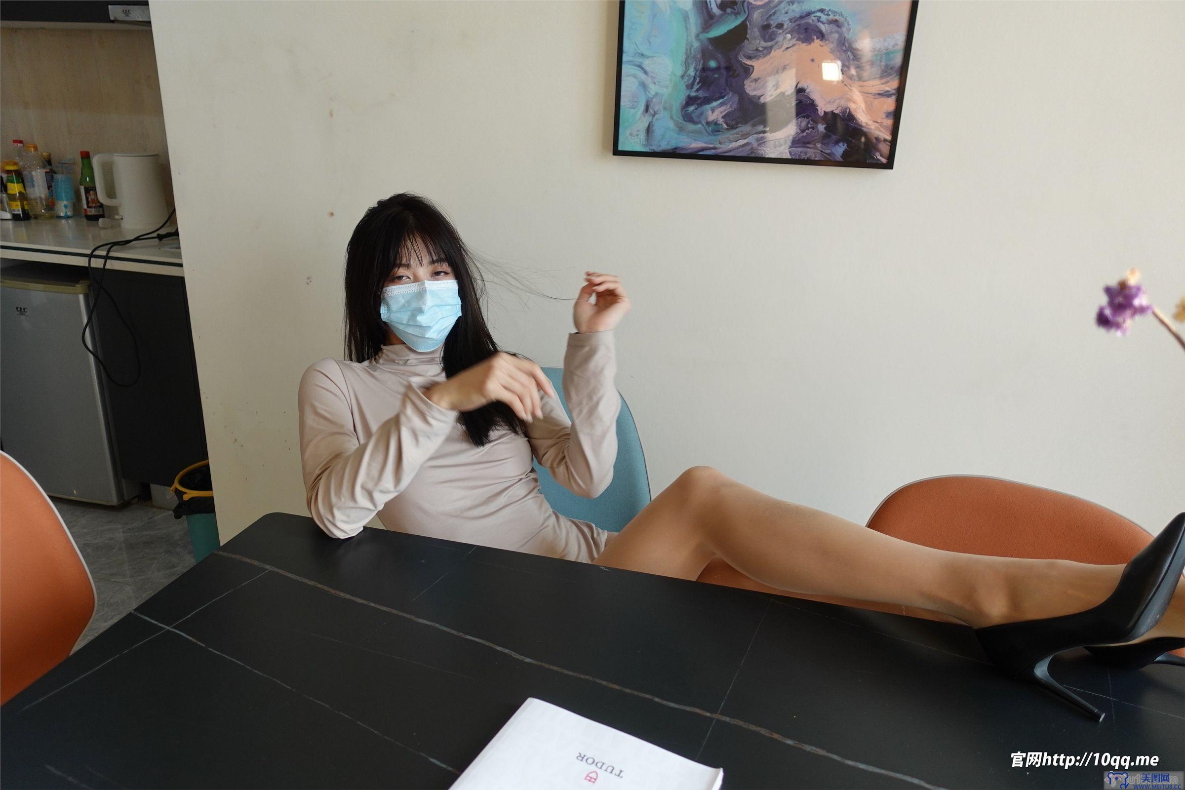 [ROSI美女图]口罩系列 2022.04.25 NO.2143