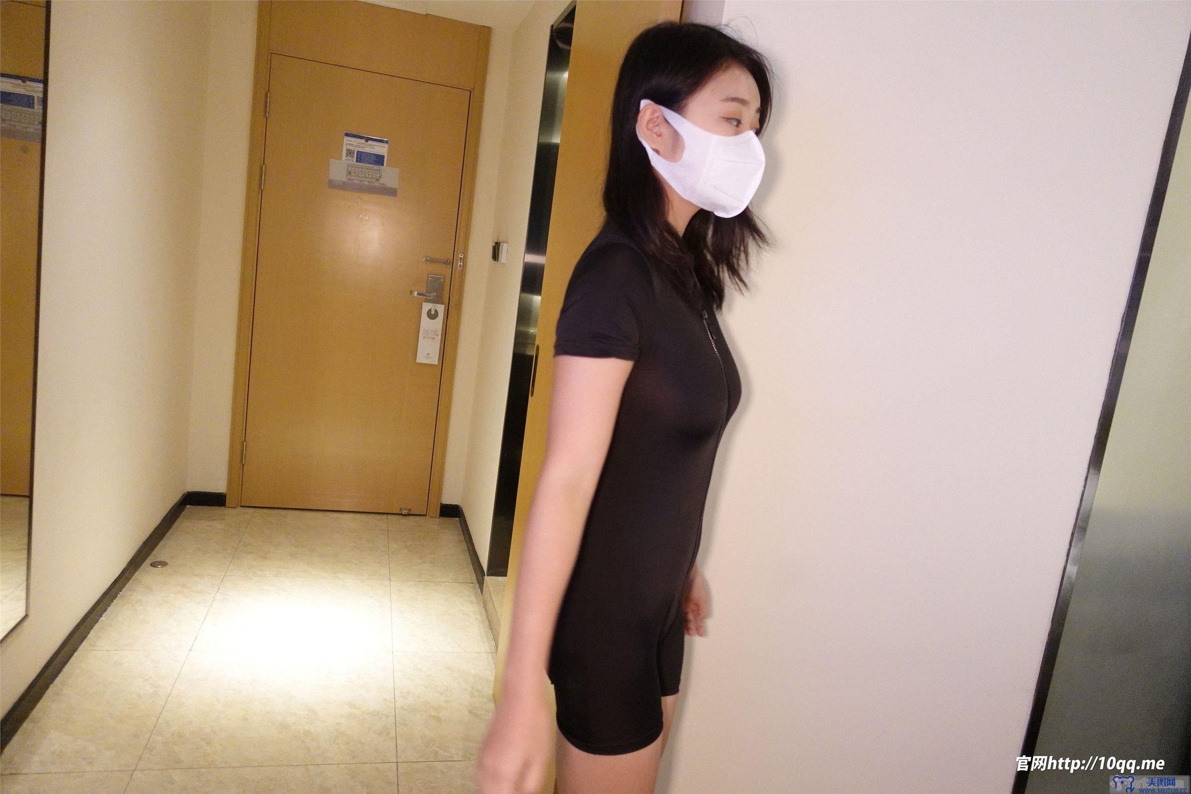 [ROSI美女图]口罩系列 2022.08.04 NO.2244