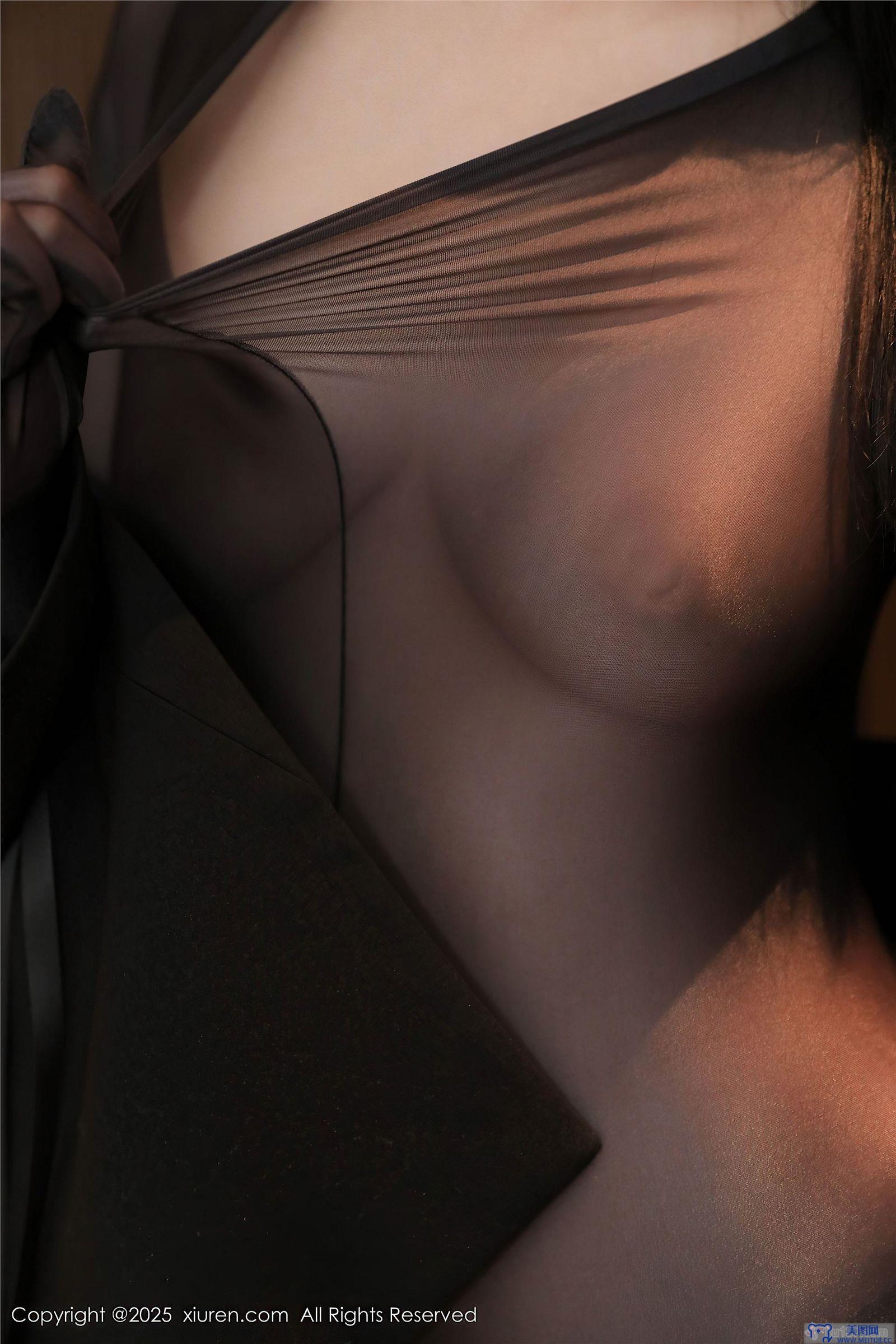 [秀人XIUREN] 2025.03.07 NO.9987 Candy糖糖