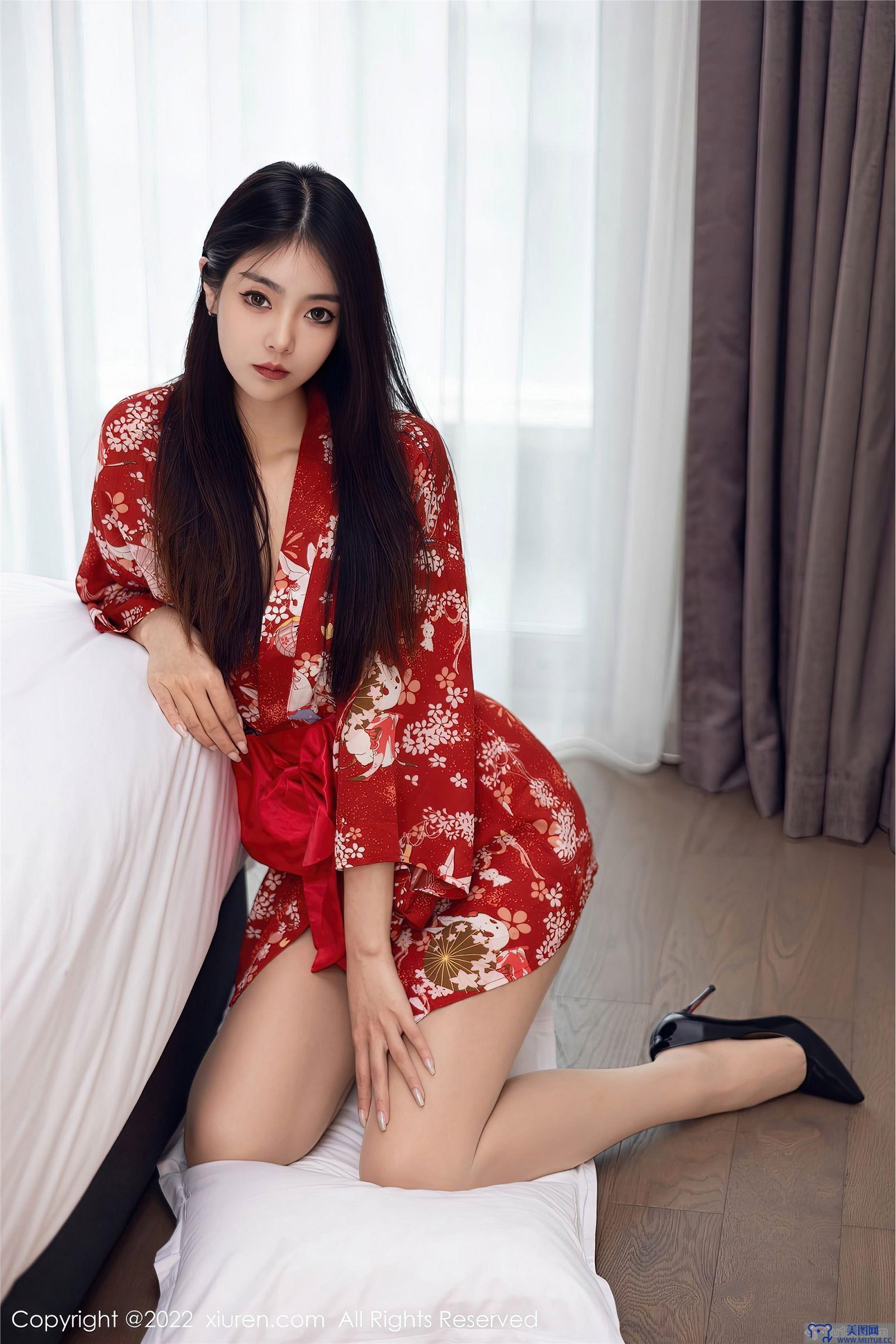 [秀人XIUREN] 2022.10.20 NO.5736 可樂Vicky