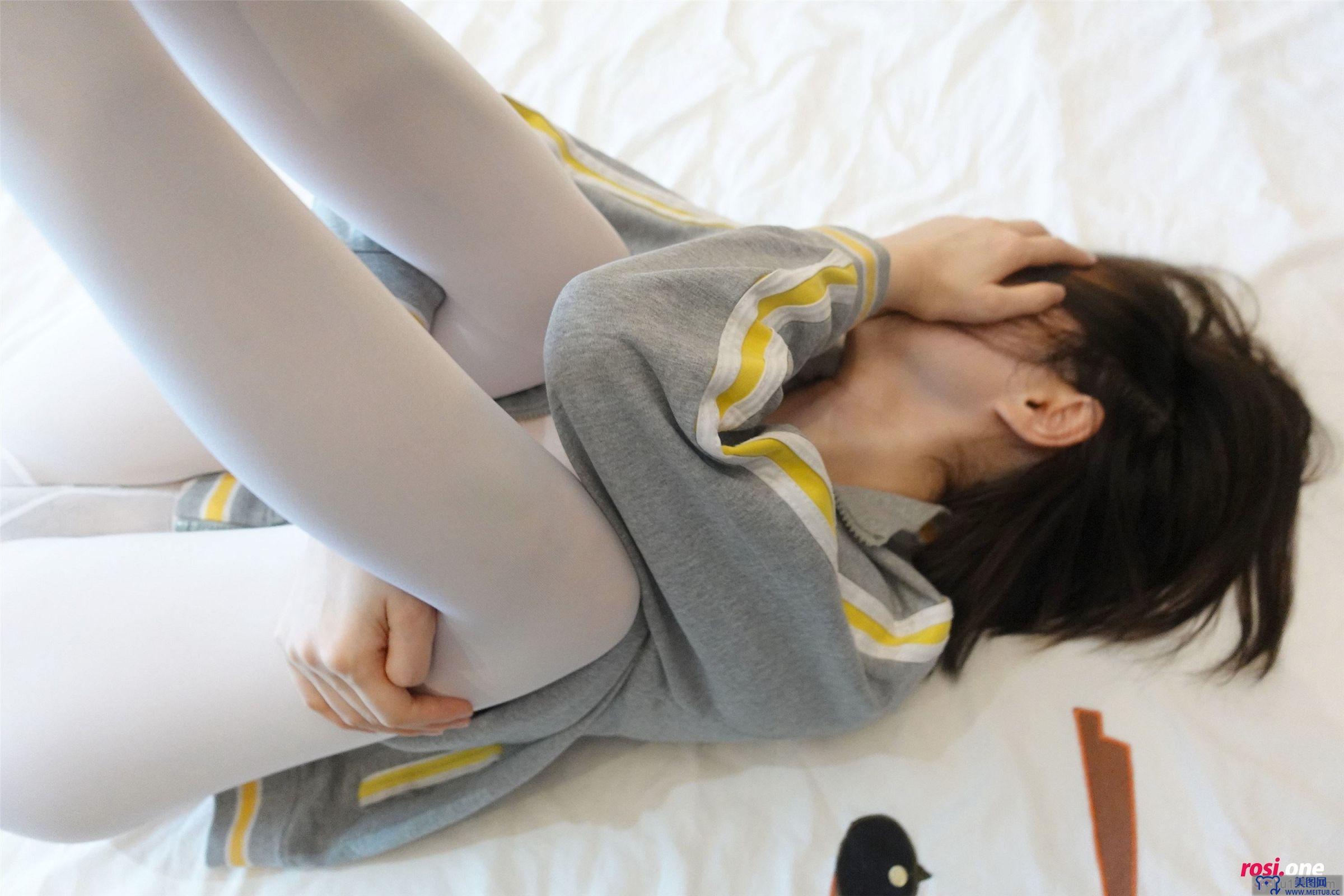[ROSI美女图]2021.10.19 NO.3606
