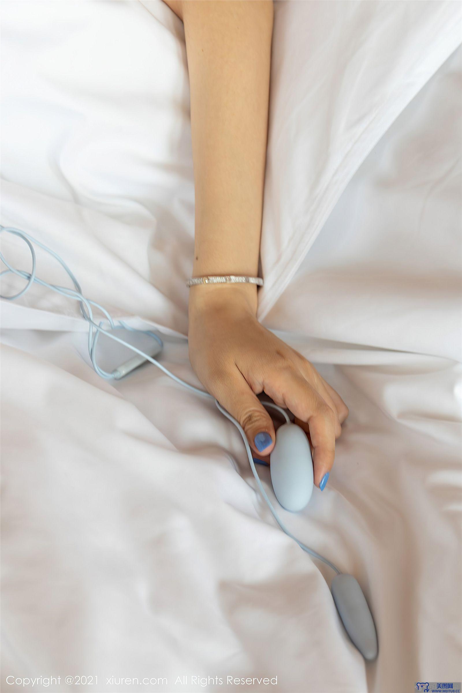 [秀人XIUREN] 2021.04.29 NO.3366 王雨纯