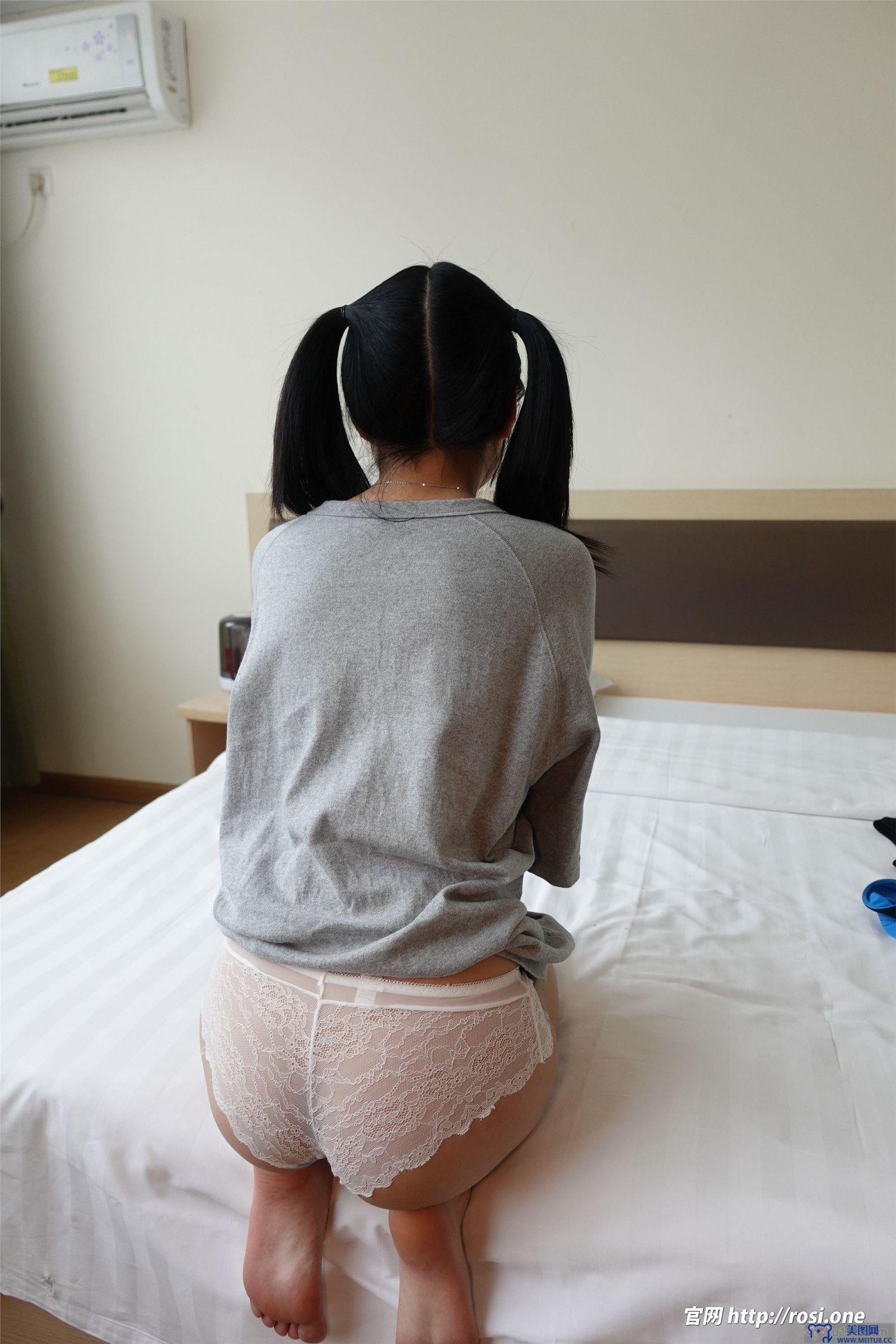 [ROSI美女图]2022.03.22 NO.3760