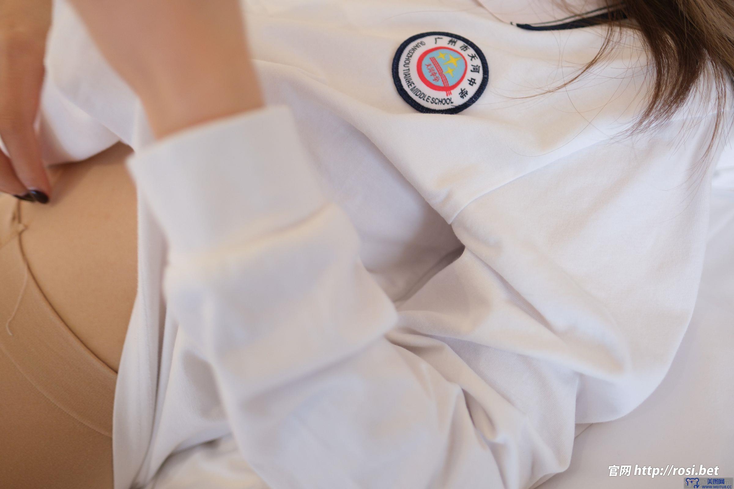 [ROSI美女图]2025.09.27 NO.5045