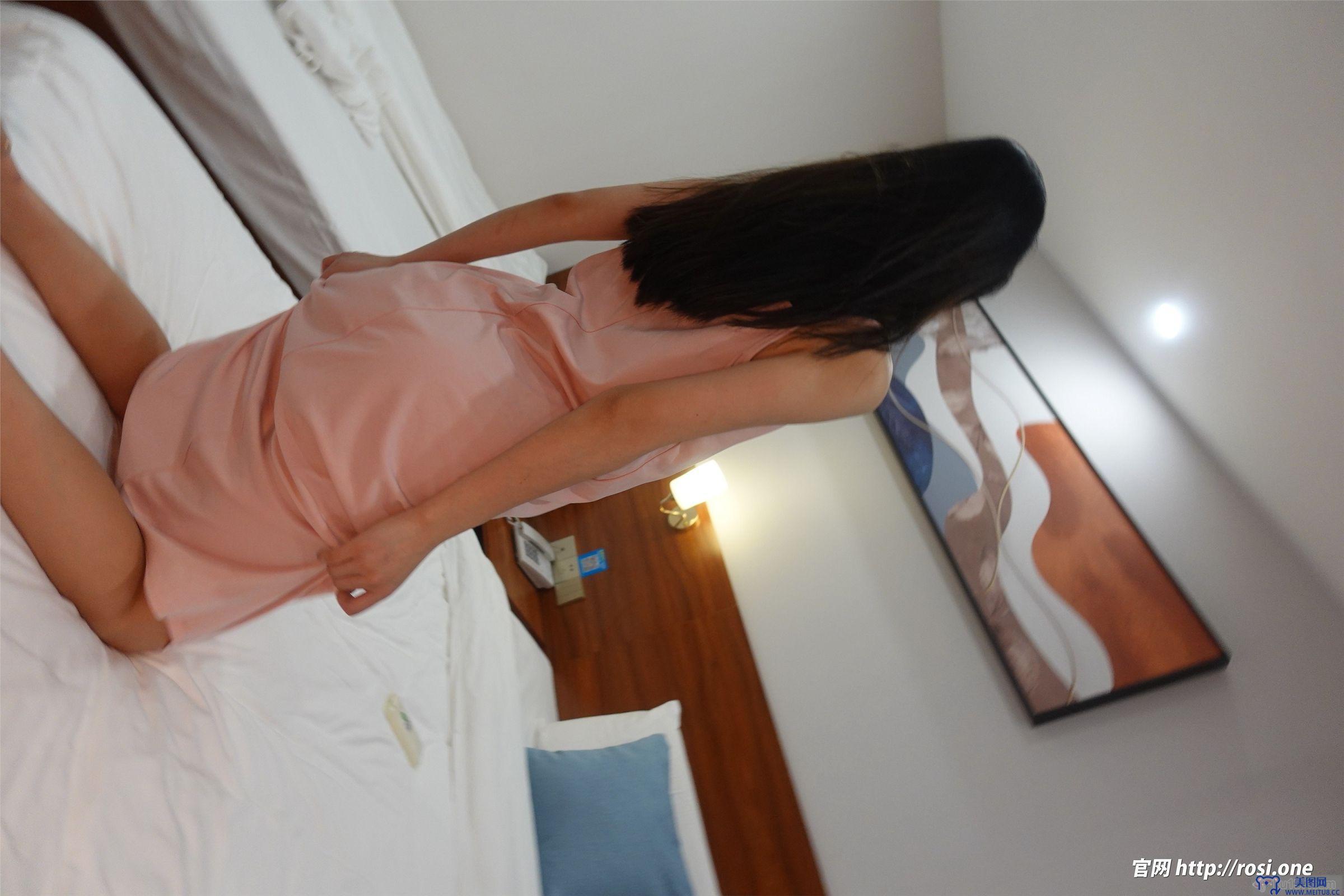 [ROSI美女图]2022.05.12 NO.3811
