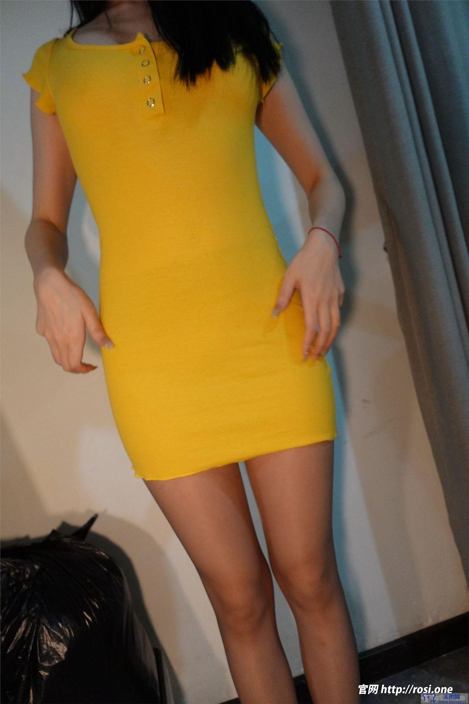 [ROSI美女图]2022.05.23 NO.3822