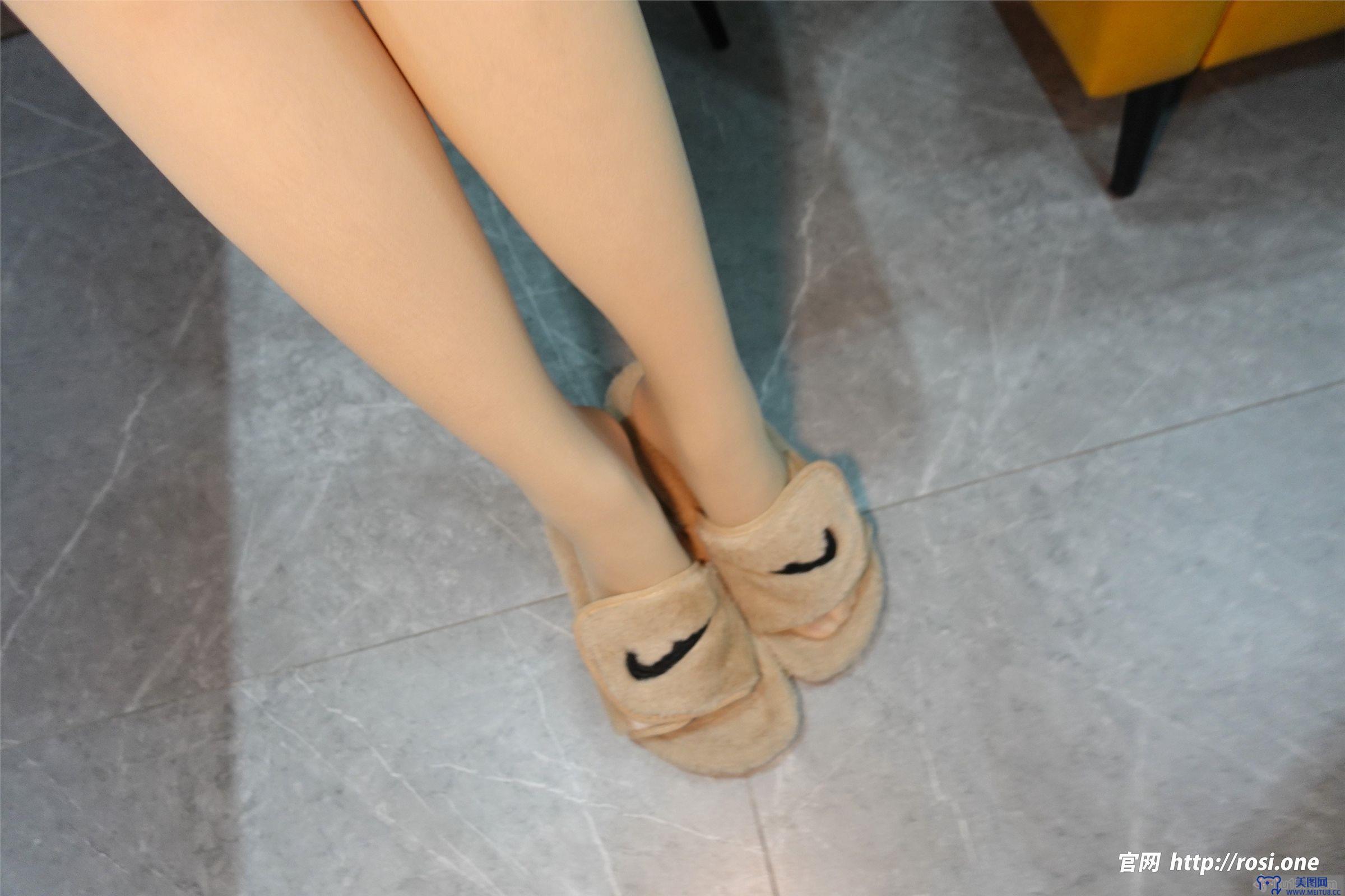 [ROSI美女图]2022.11.02 NO.3985